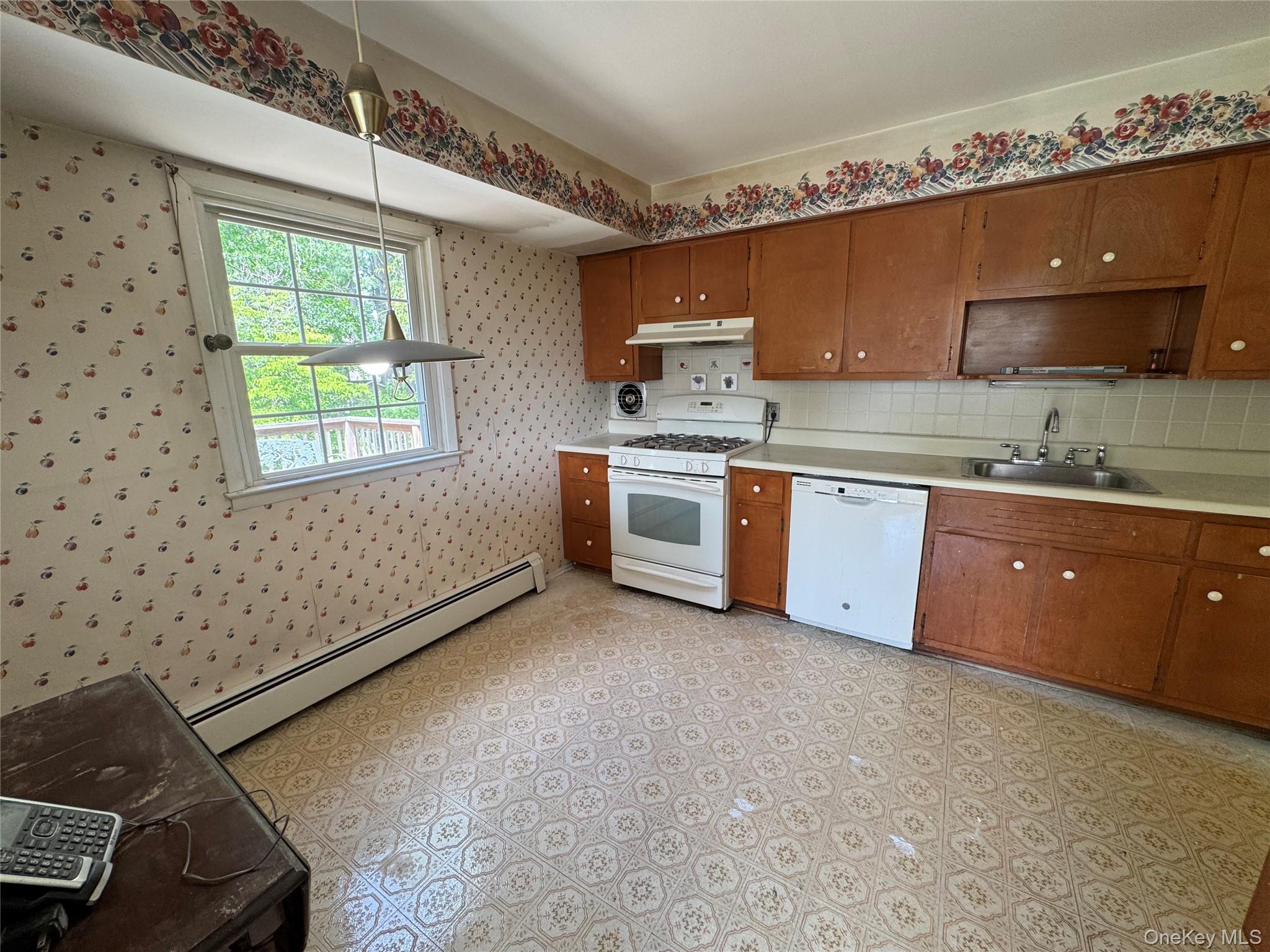 11 Lynbrook Road Property Photo 8