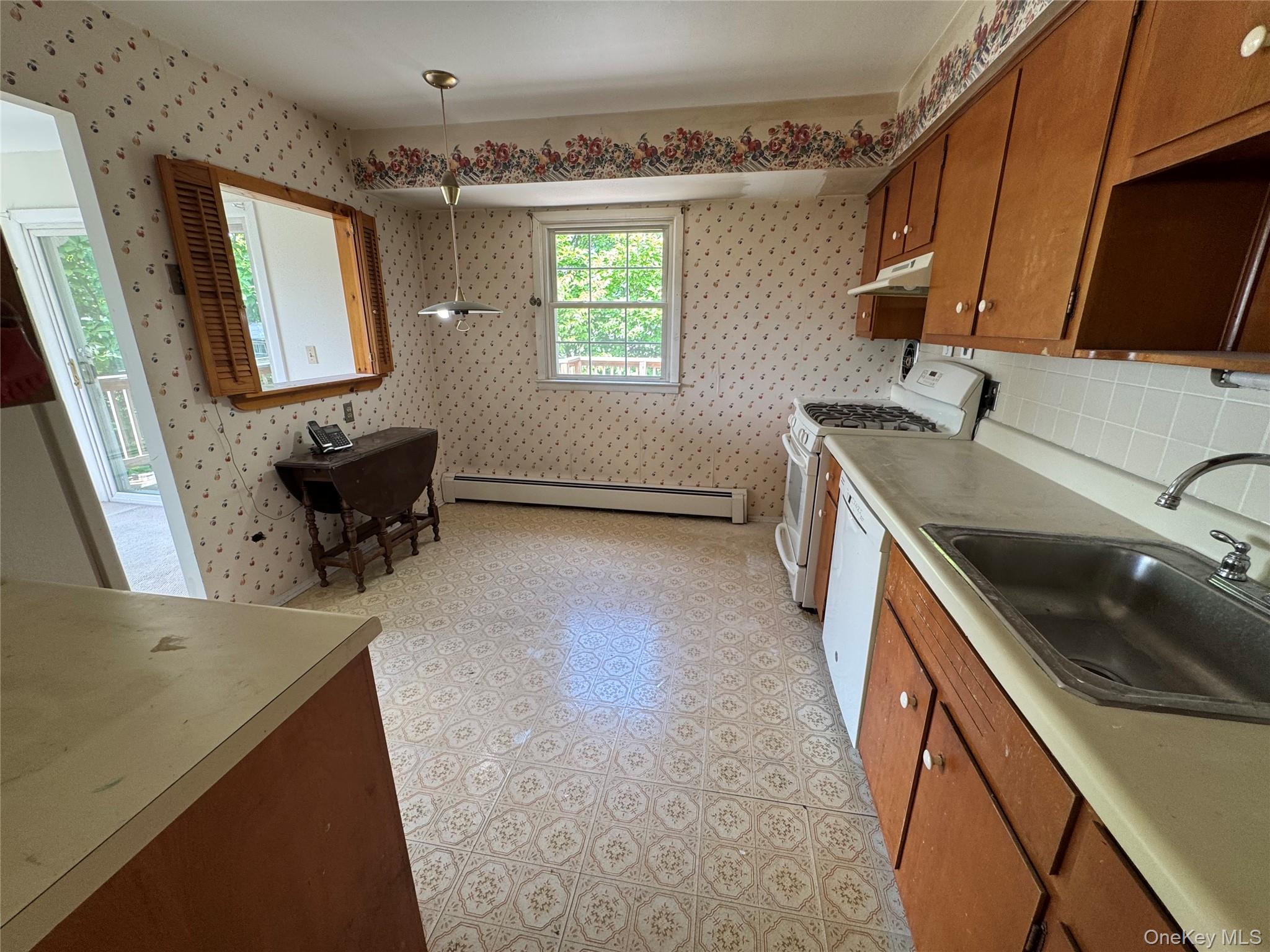 11 Lynbrook Road Property Photo 10