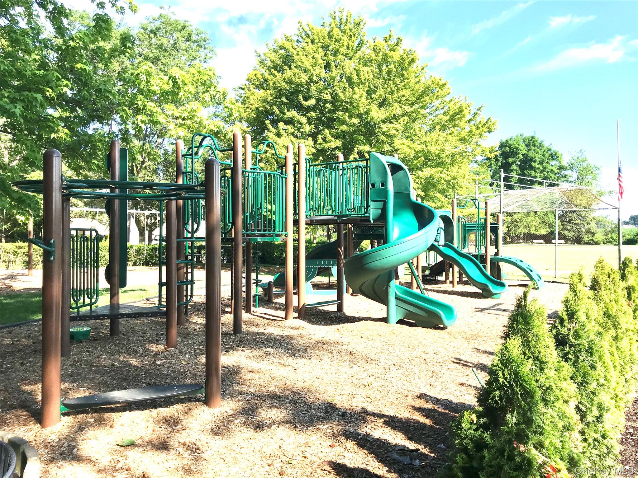 42-30 Douglaston Parkway 5k Property Photo 28