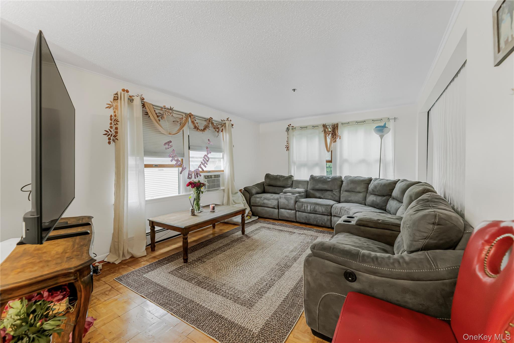 82 Riverdale Avenue Property Photo 5