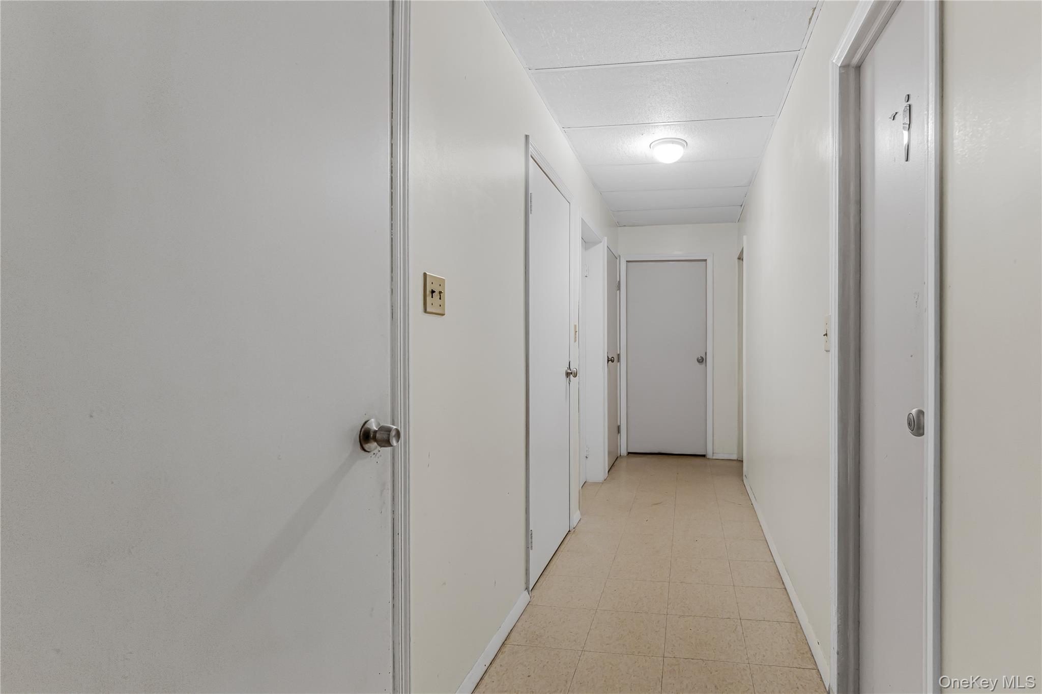 82 Riverdale Avenue Property Photo 14