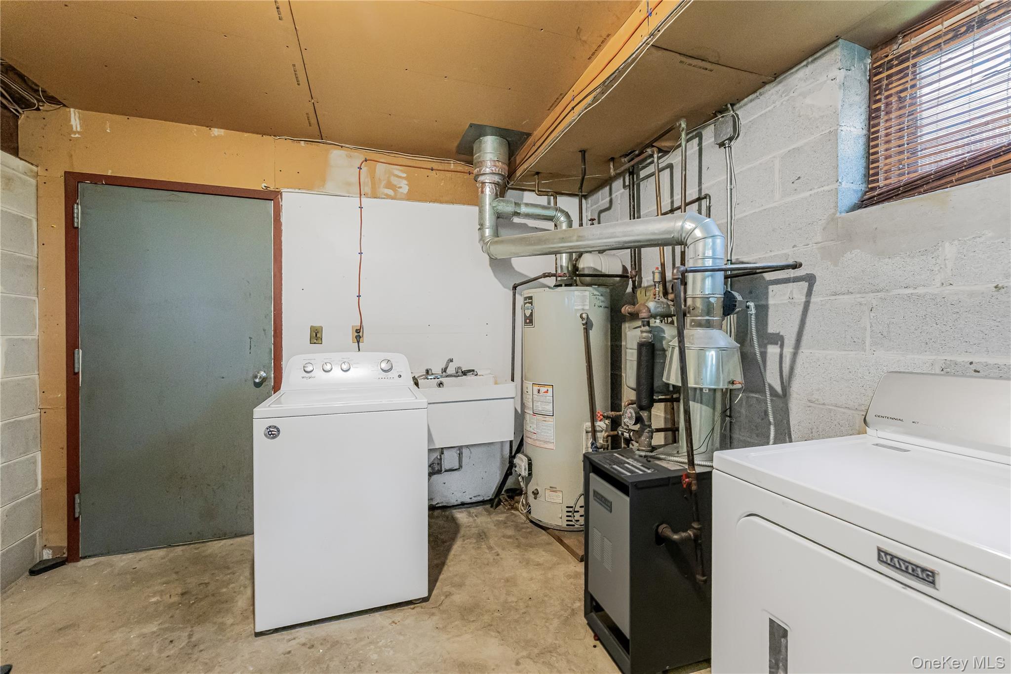 82 Riverdale Avenue Property Photo 19