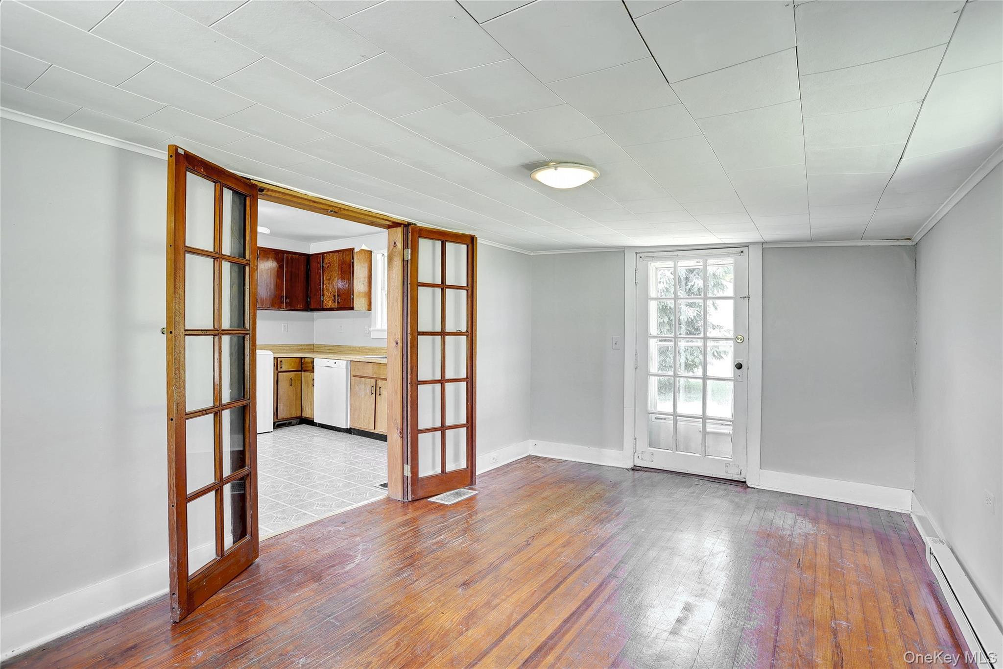 500 Haverstraw Road Property Photo 17