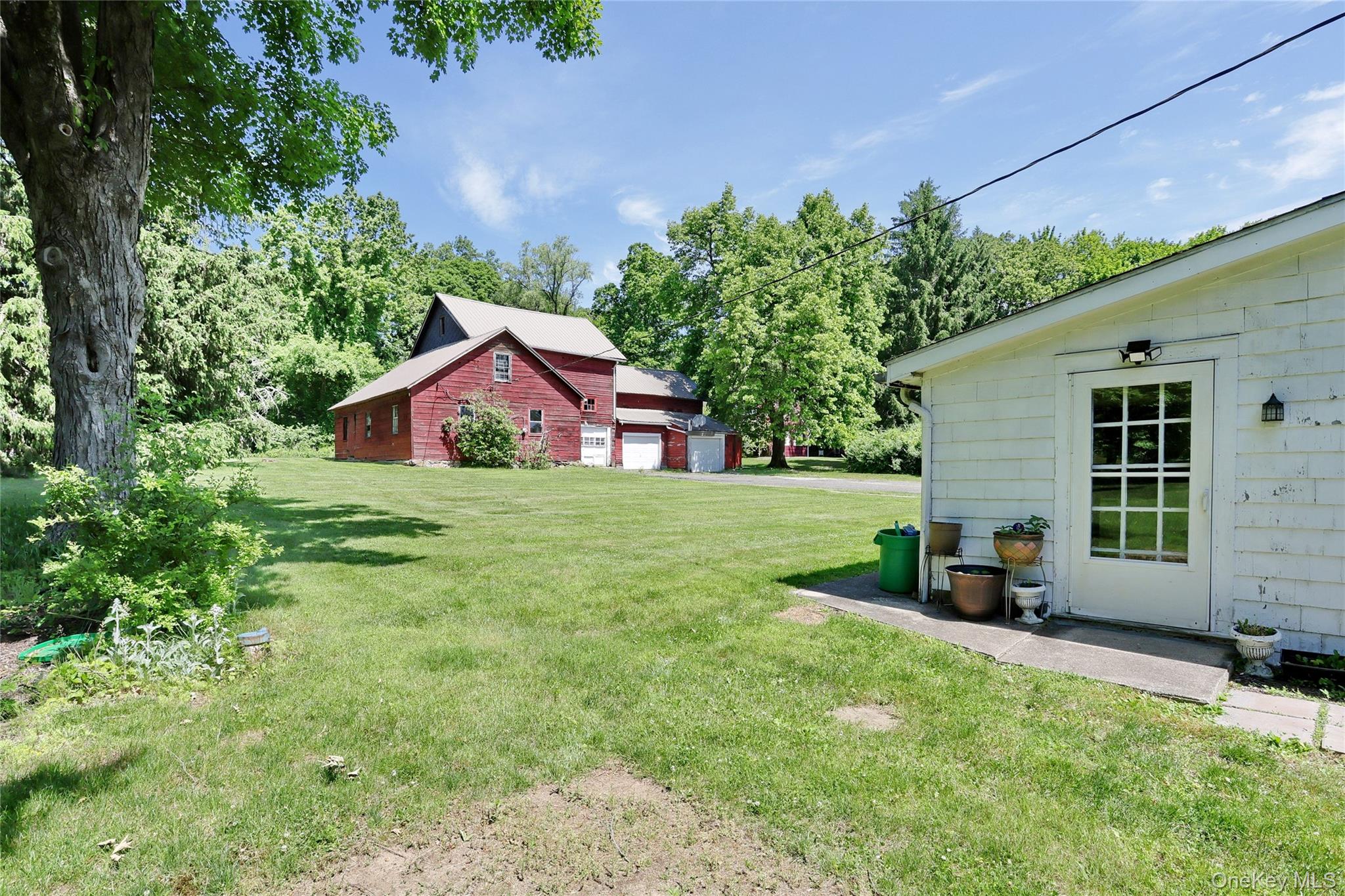 500 Haverstraw Road Property Photo 28