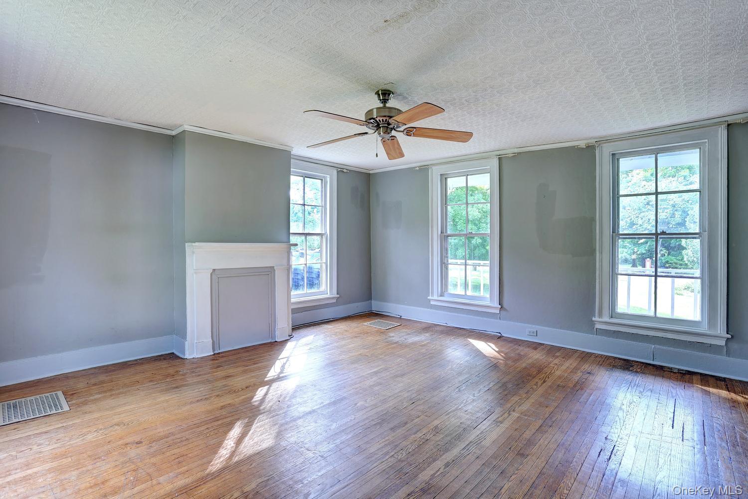 500 Haverstraw Road Property Photo 34