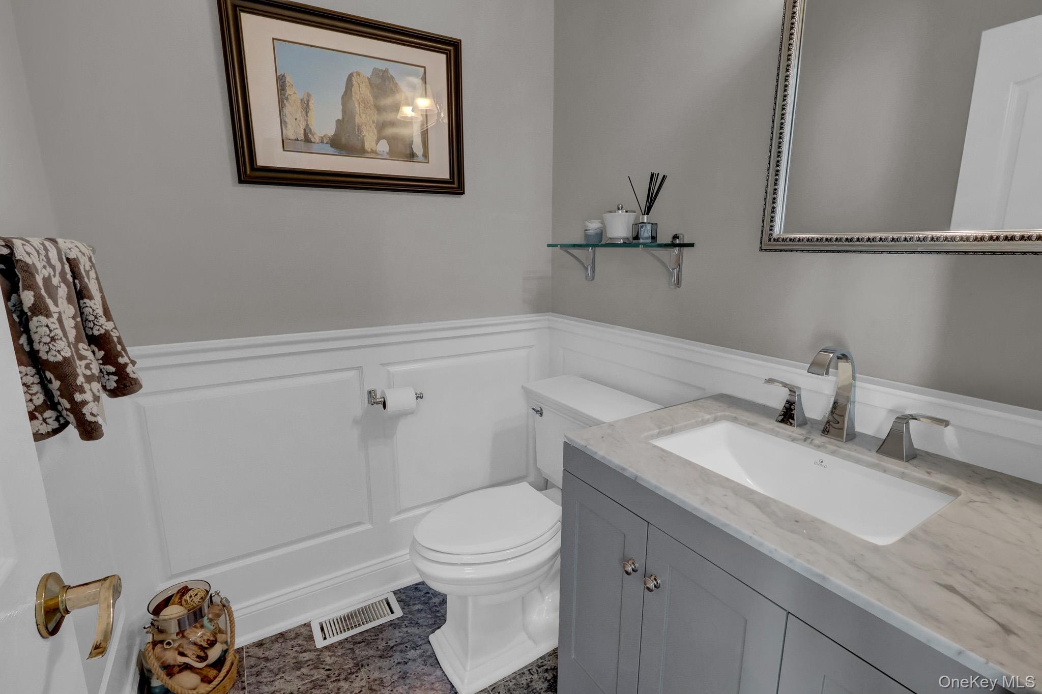18 Cedar Lane Property Photo 10