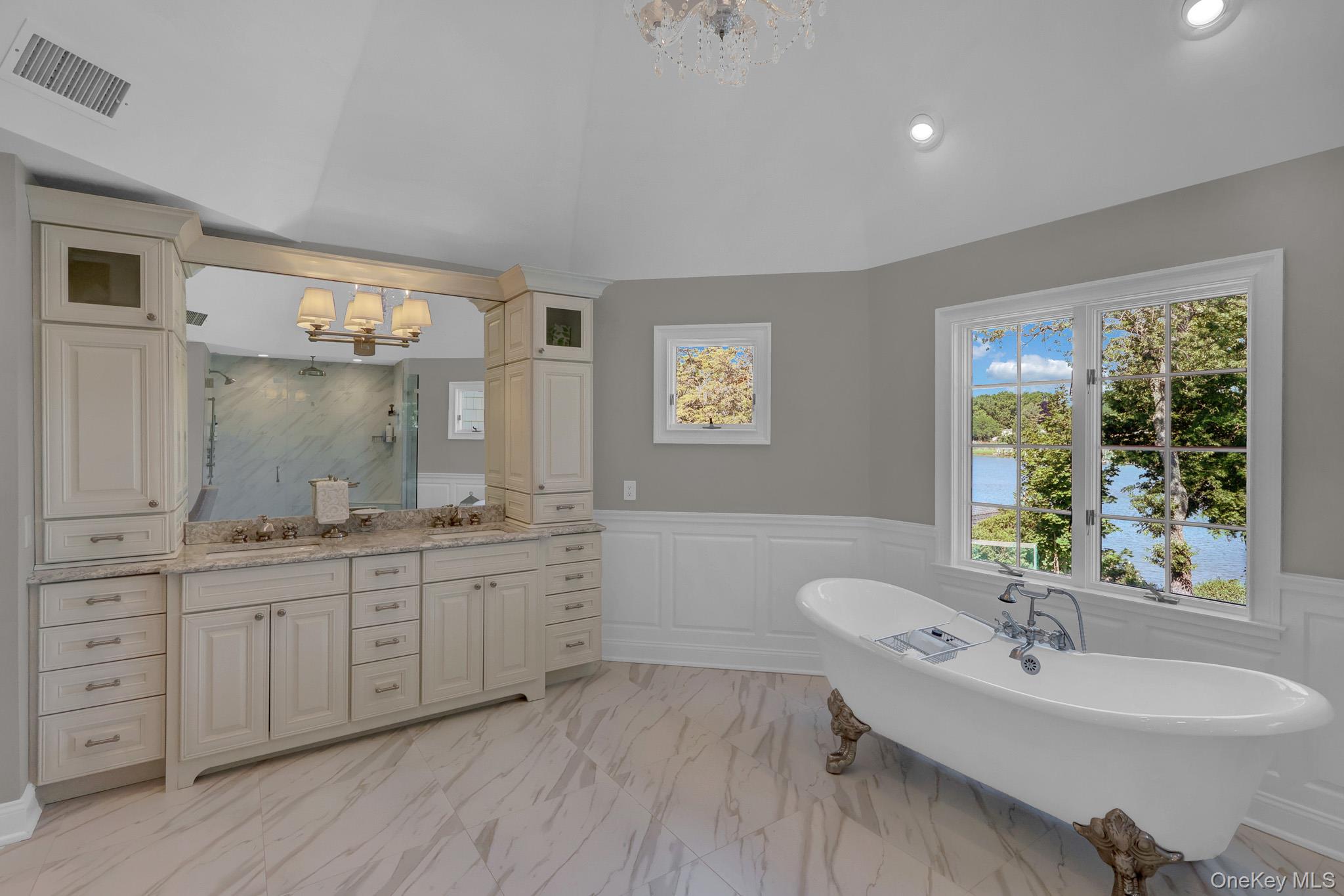 18 Cedar Lane Property Photo 30