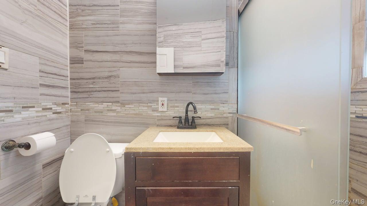 150-28 Jewel Avenue 1 Property Photo 23