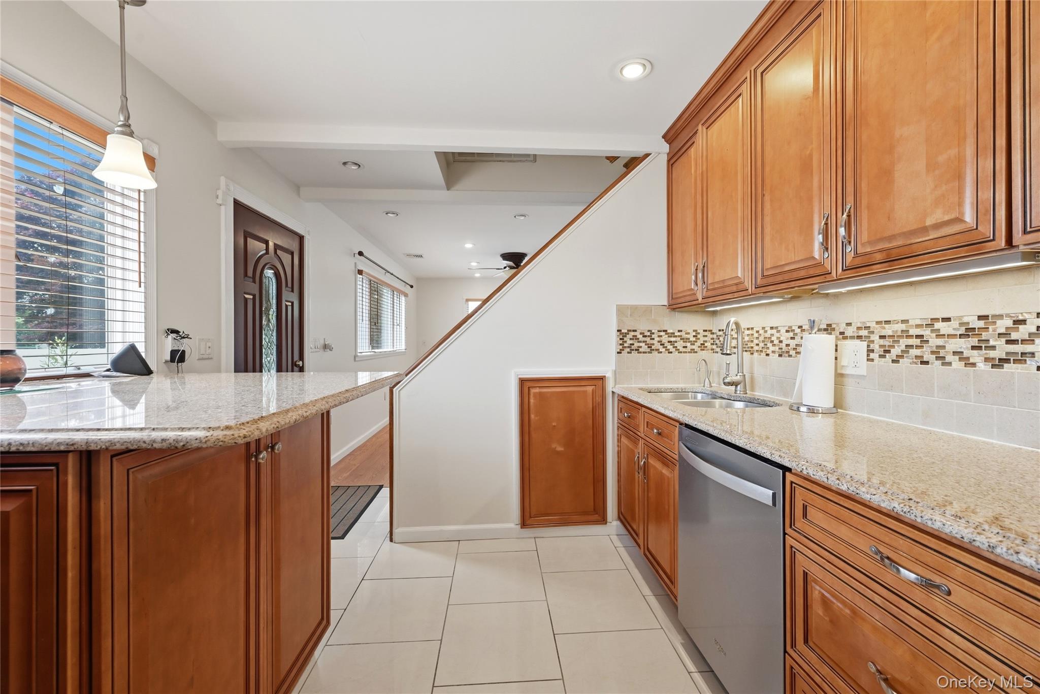 16 Harrow Lane Property Photo 3