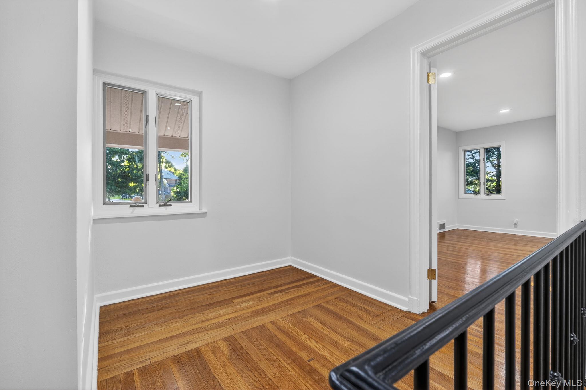 190 Sussex Drive Property Photo 14