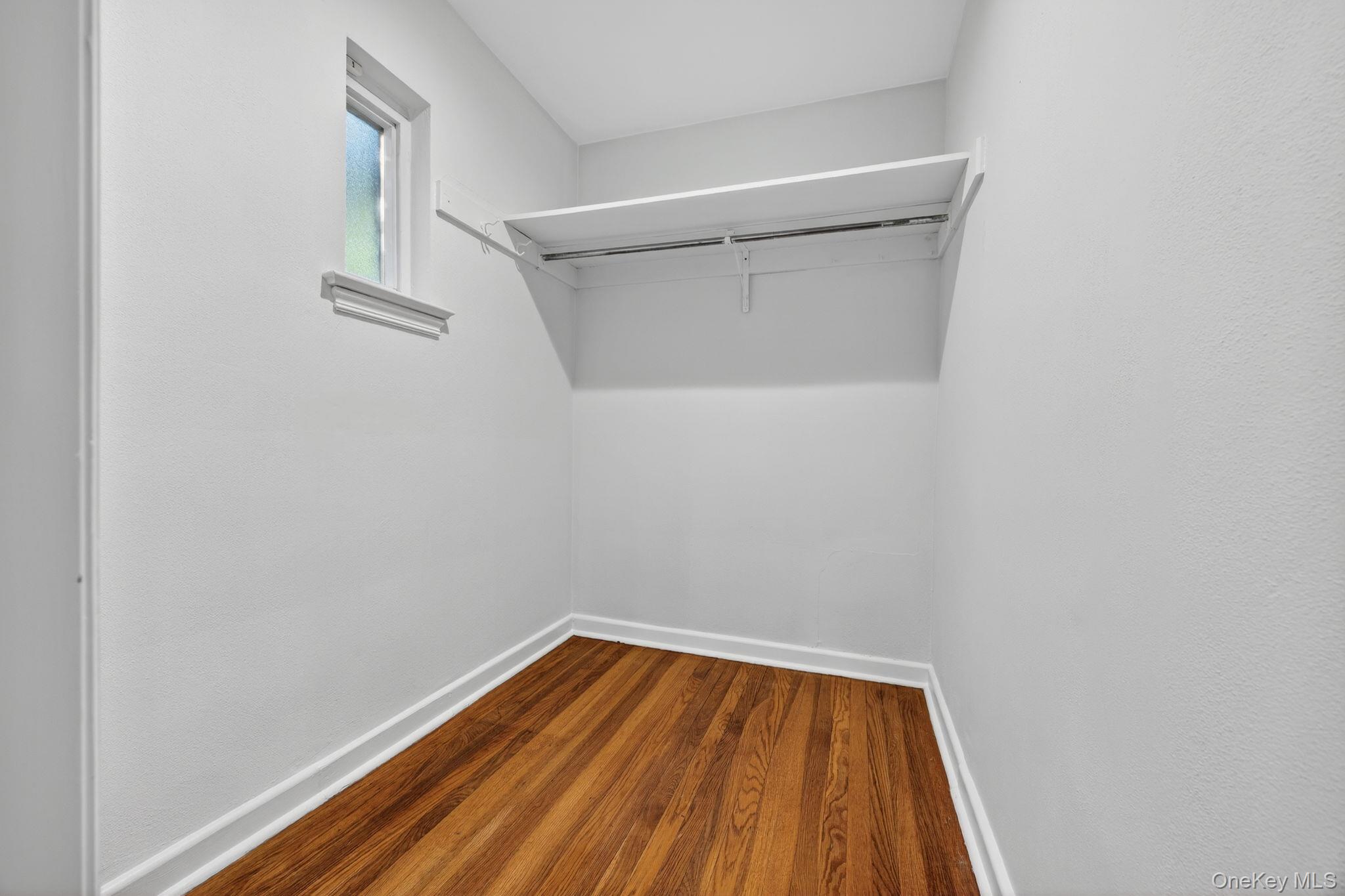 190 Sussex Drive Property Photo 20