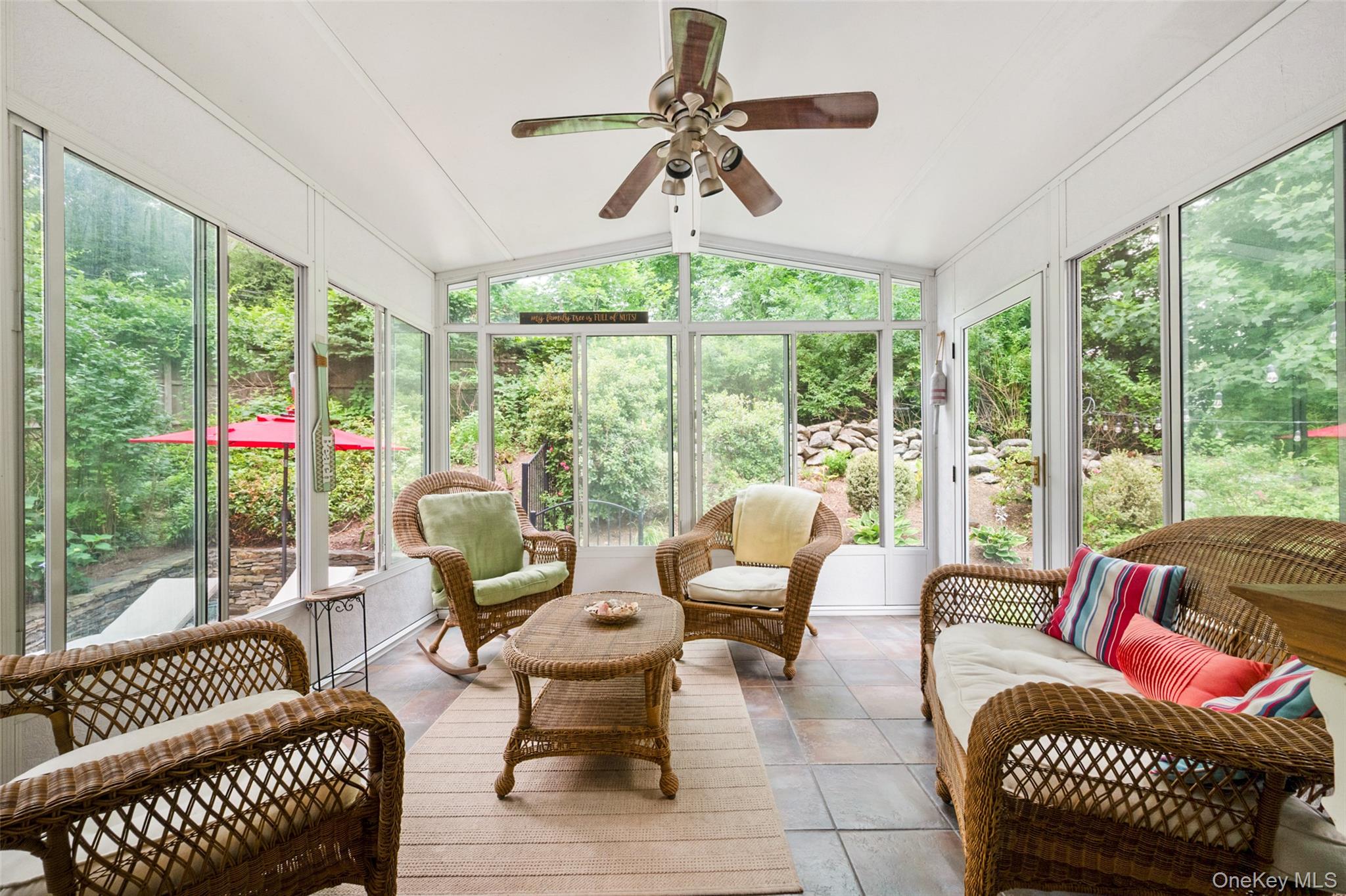 27 Silleck Boulevard Property Photo 7