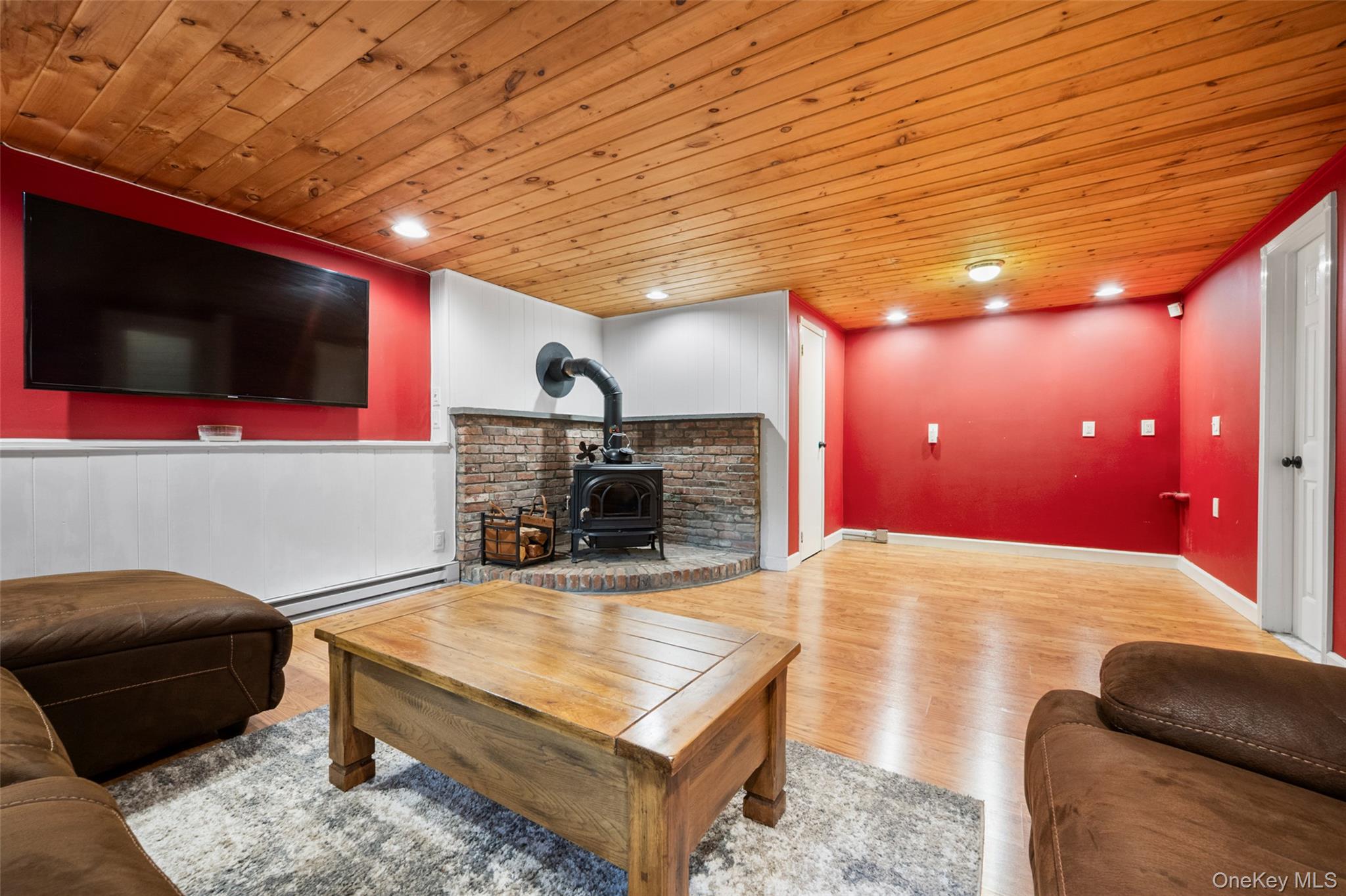 27 Silleck Boulevard Property Photo 17
