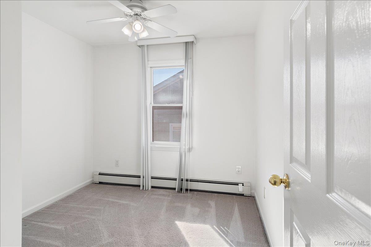 27 Woodside Avenue Apt B Property Photo 8