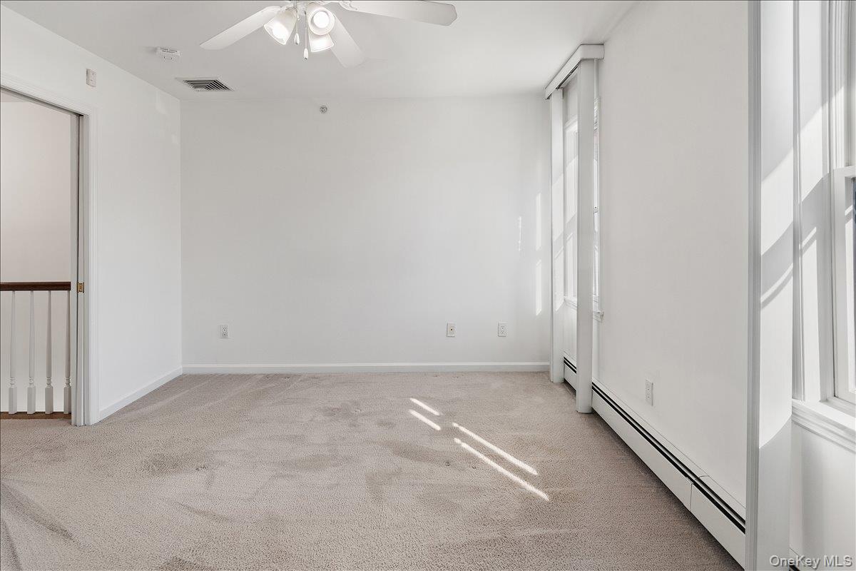 27 Woodside Avenue Apt B Property Photo 9