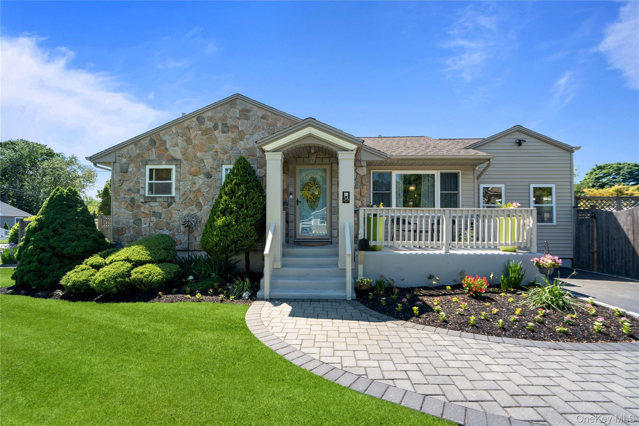 36 Lumur Drive Property Photo 1