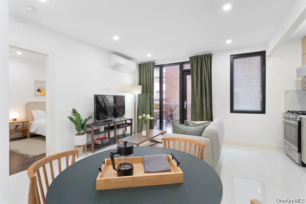 124-28 Queens Boulevard 9B Property Photo 1