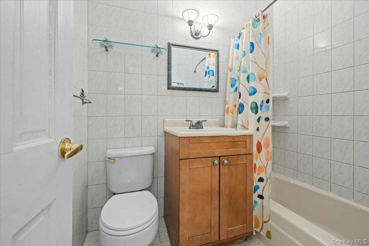 555 Kappock Street 2t Property Photo 11