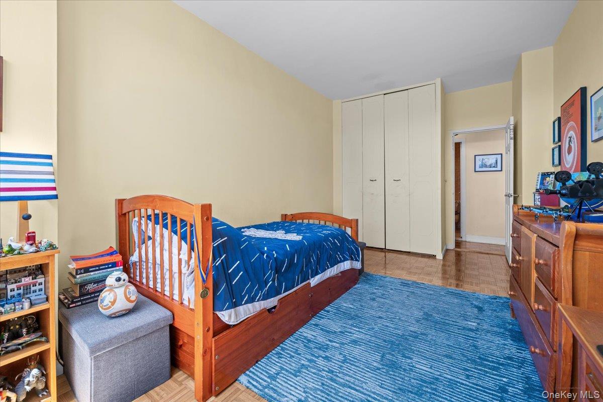 555 Kappock Street 2t Property Photo 13