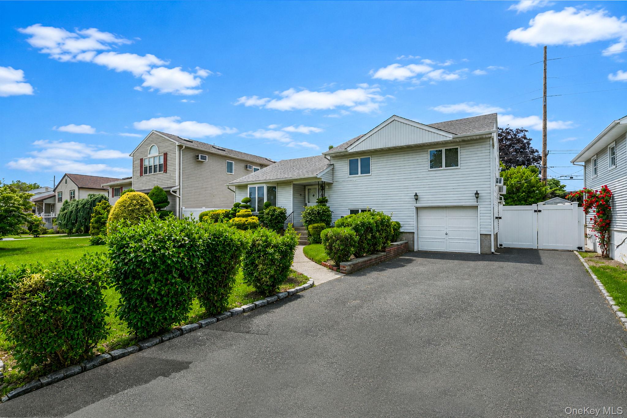 68 Myles Avenue Property Photo 2