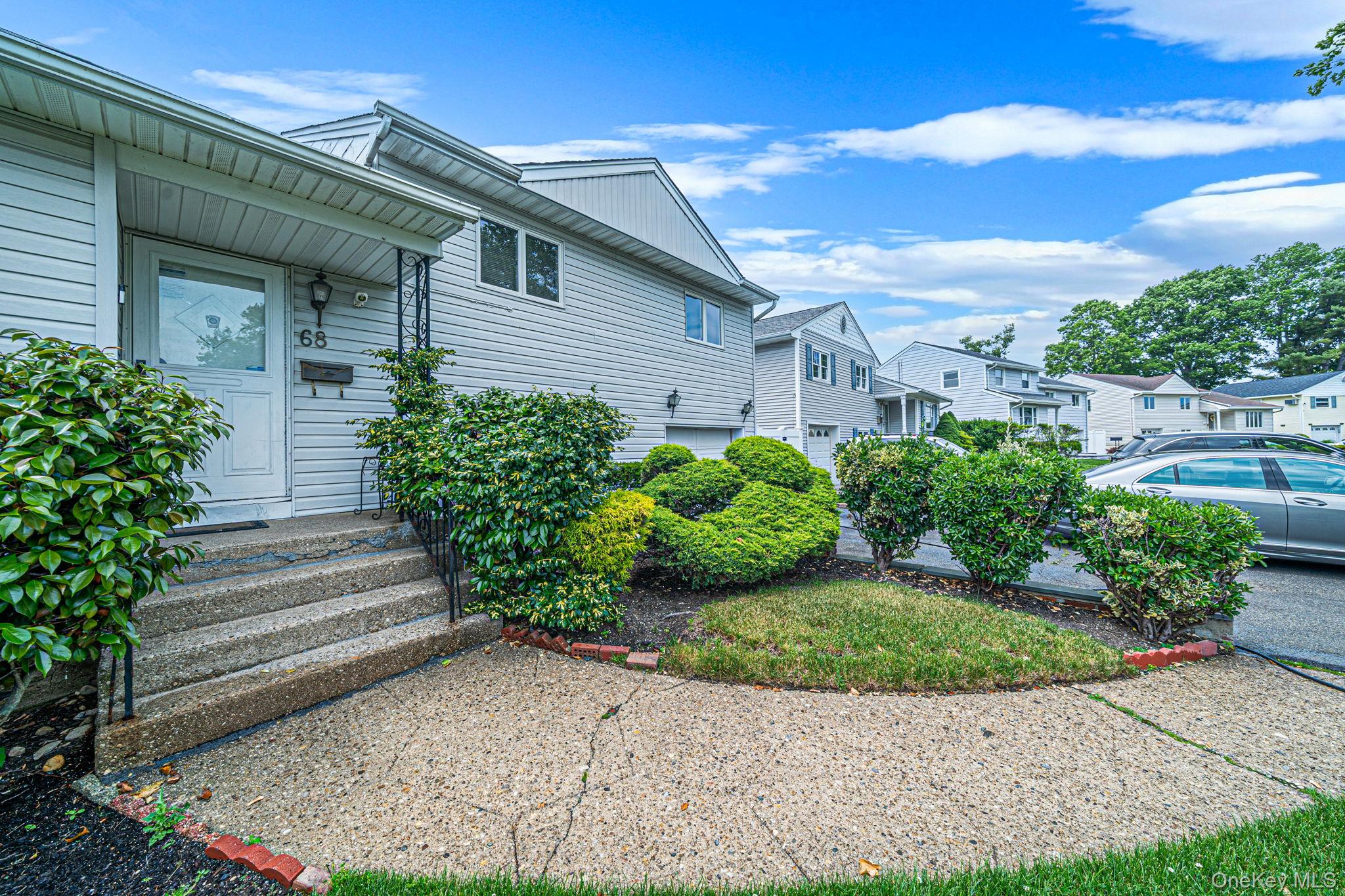 68 Myles Avenue Property Photo 4