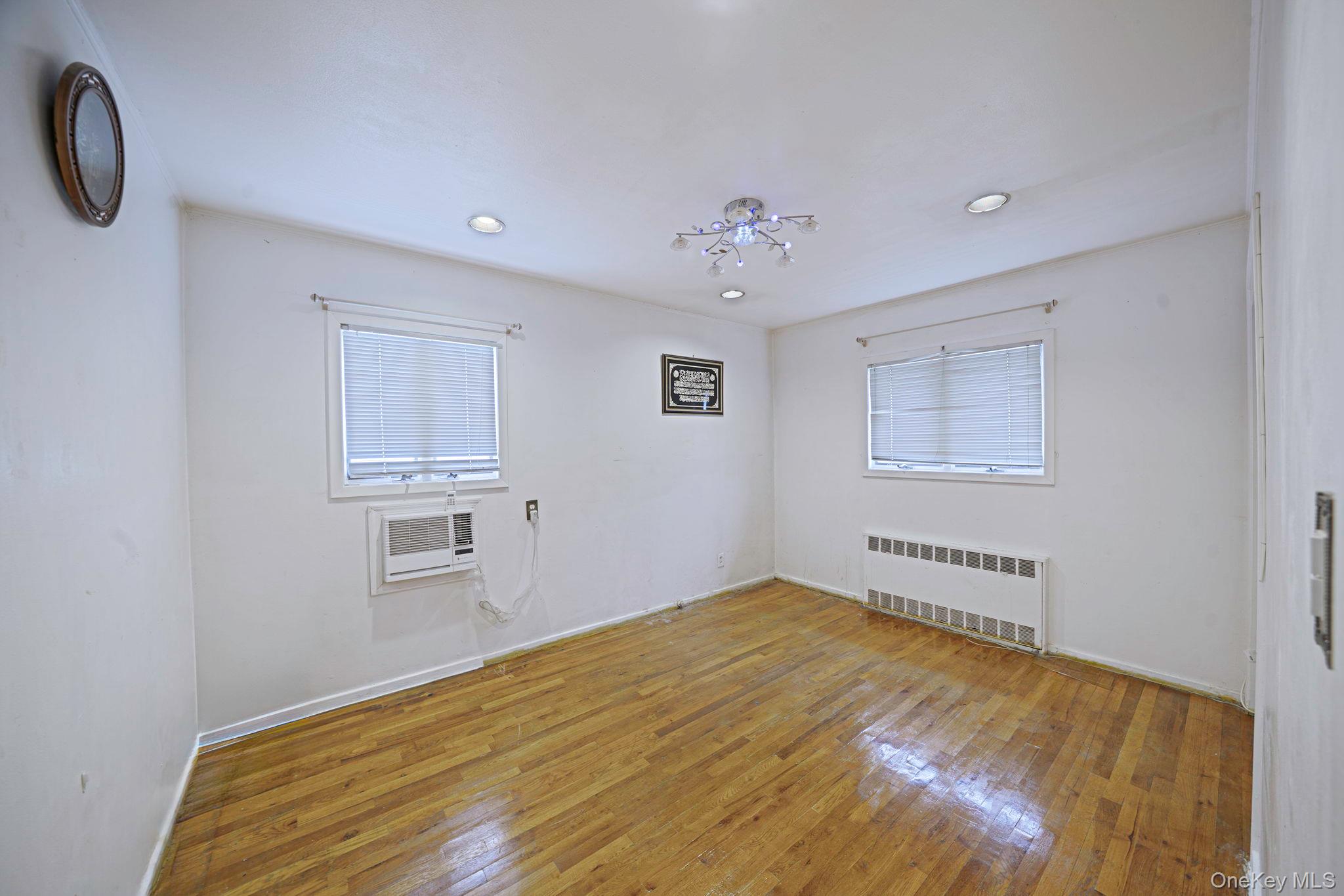 68 Myles Avenue Property Photo 20
