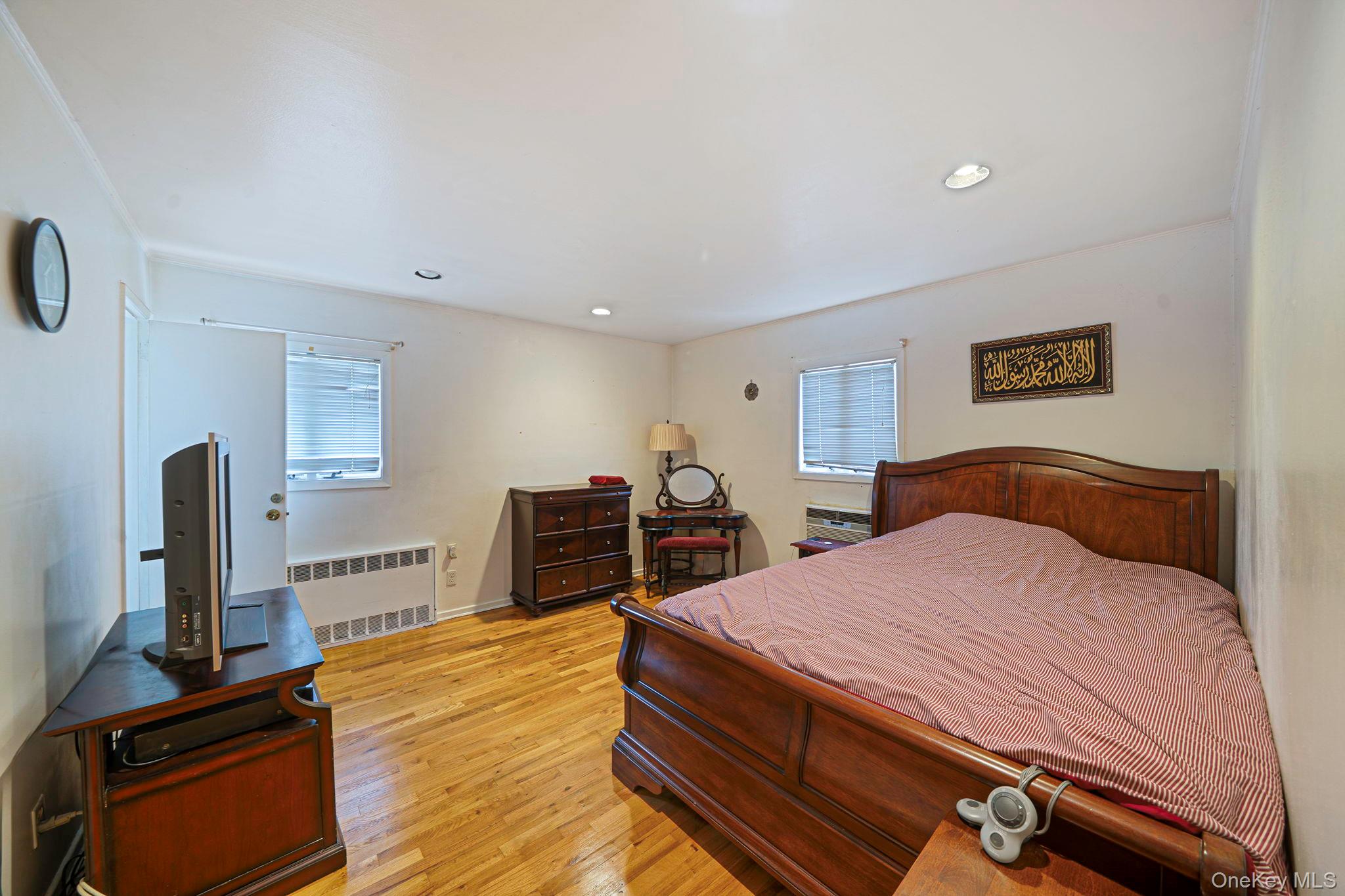 68 Myles Avenue Property Photo 22