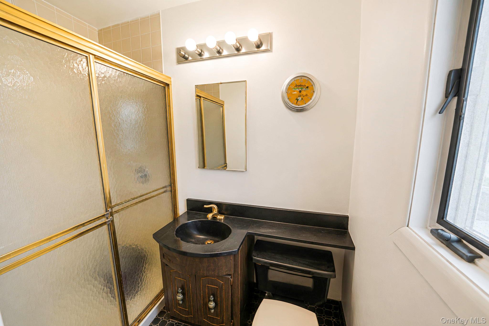 68 Myles Avenue Property Photo 23