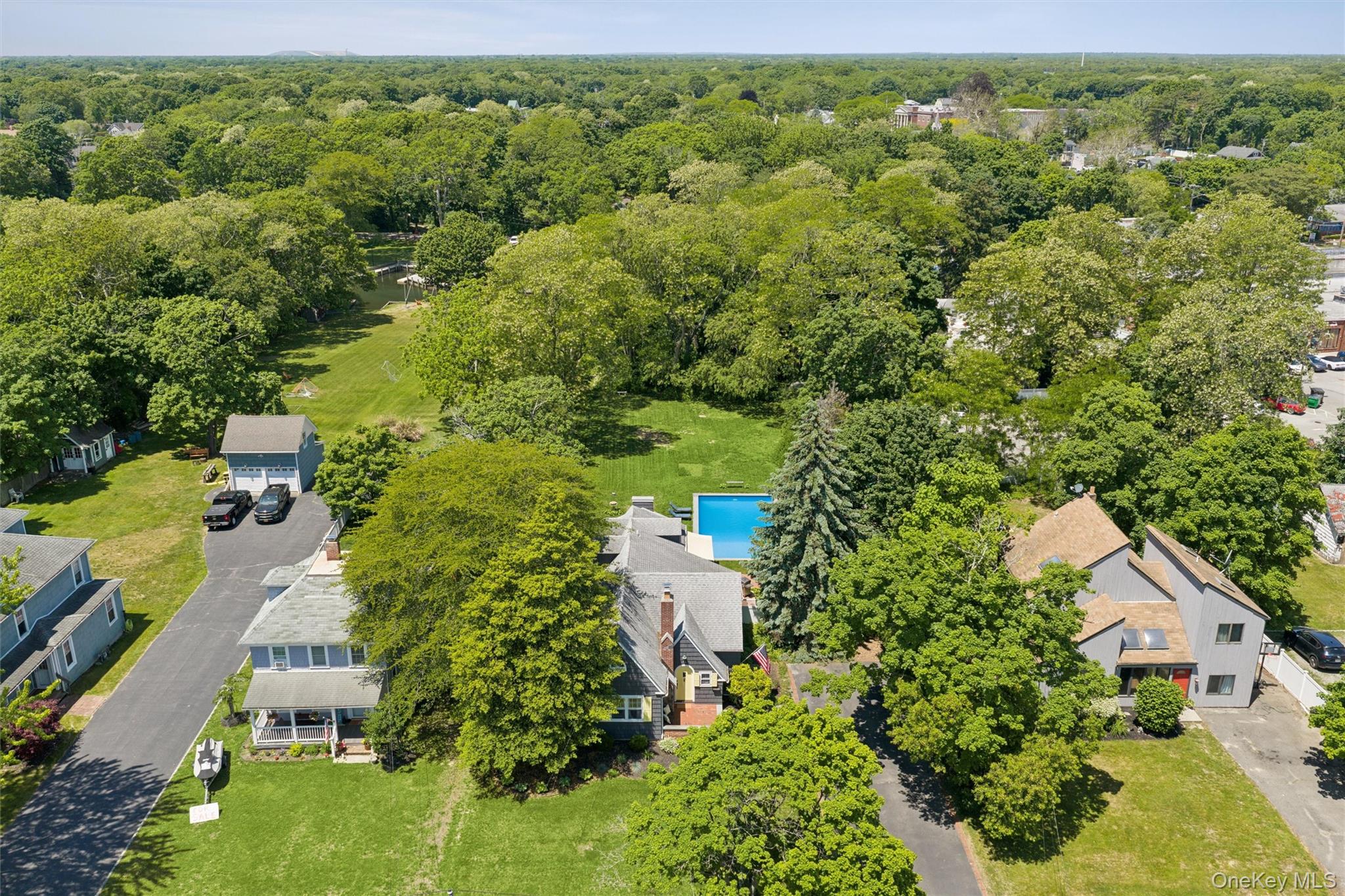 16 Union Avenue Property Photo 33