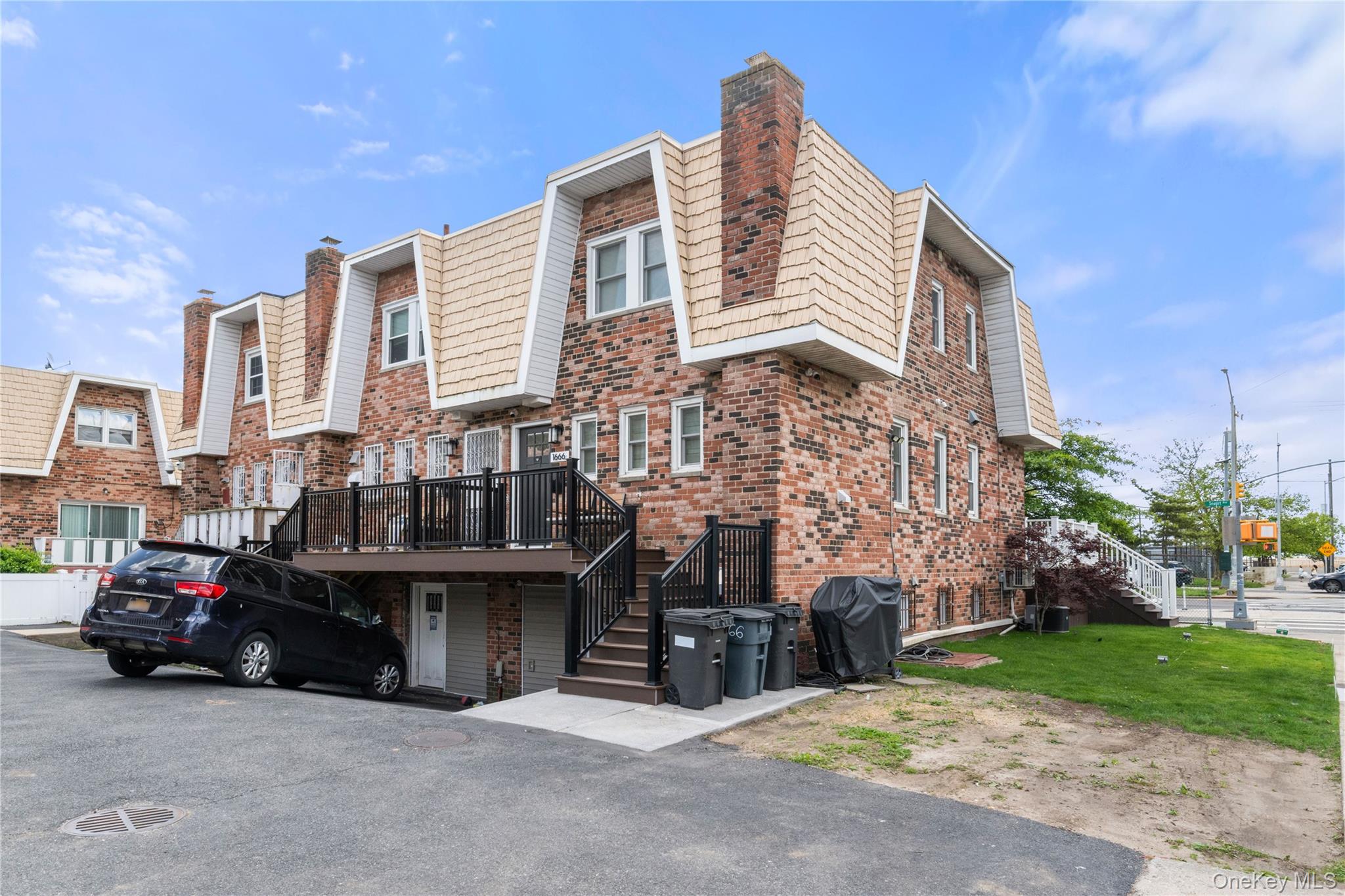 1666 Seagirt Boulevard Property Photo 1