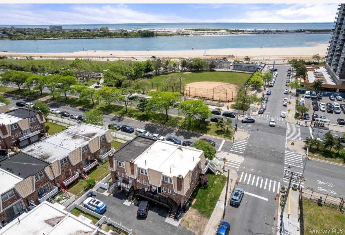 1666 Seagirt Boulevard Property Photo 16