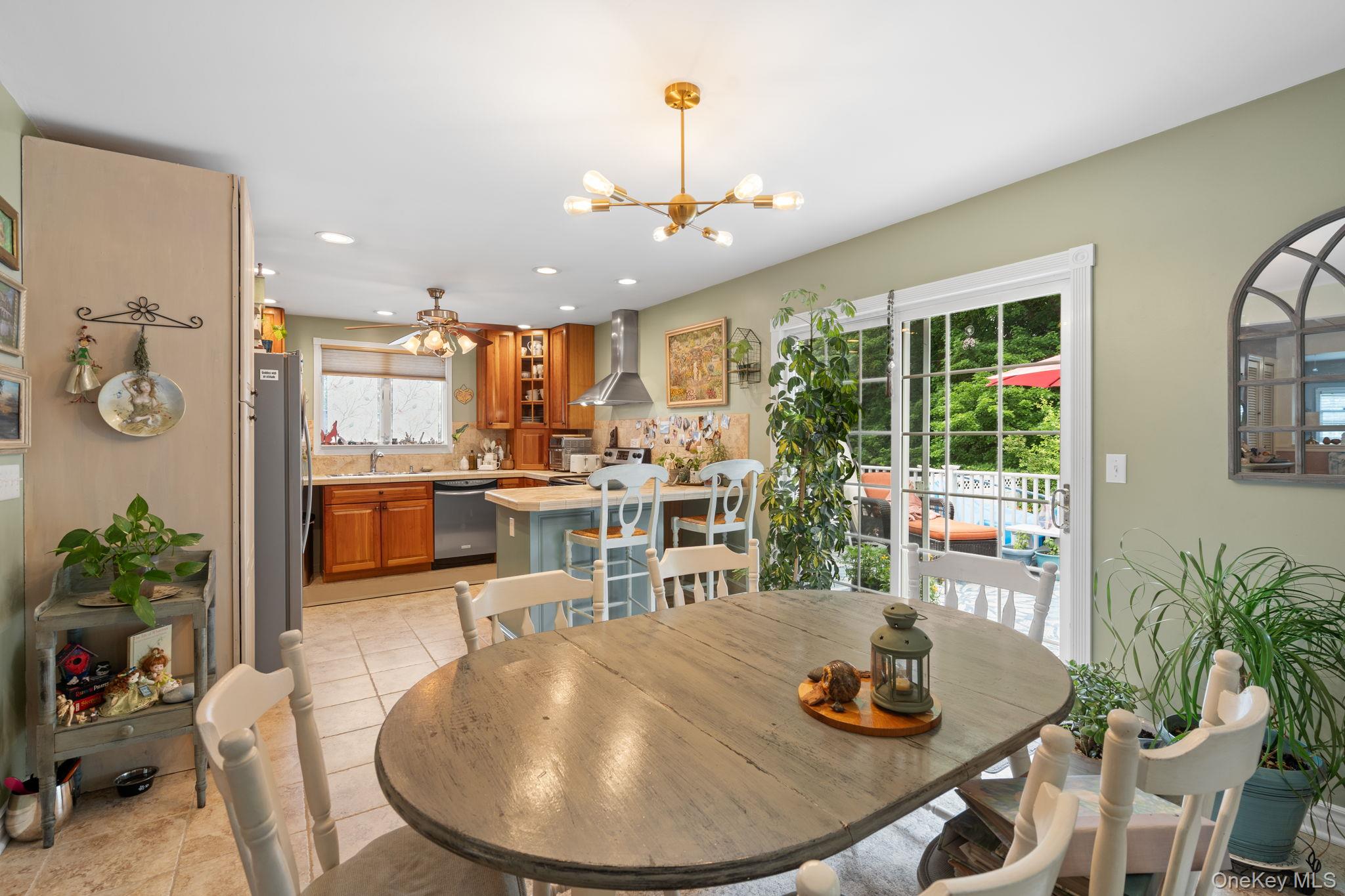 35 Highland Avenue Property Photo 6