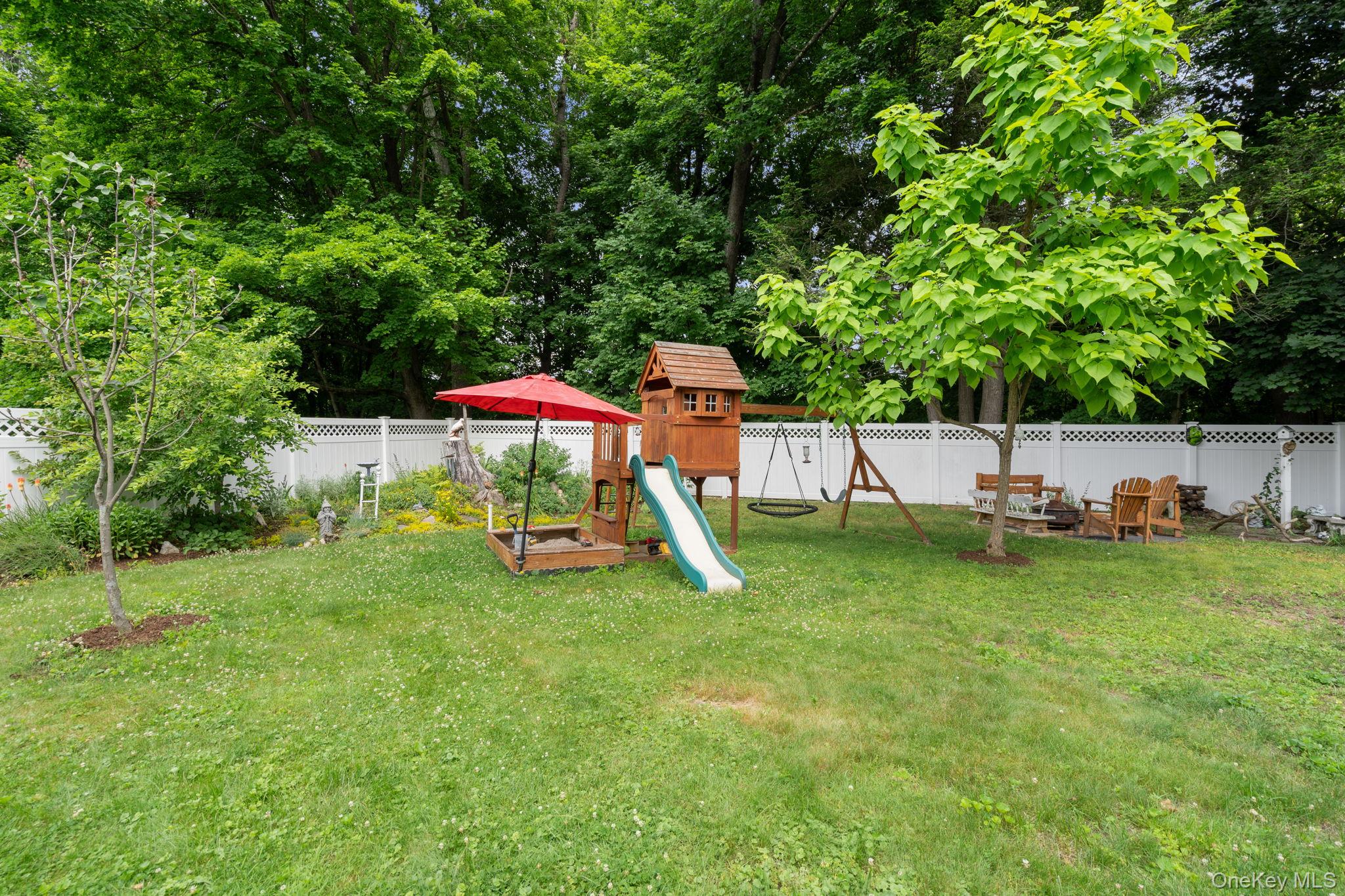 35 Highland Avenue Property Photo 28