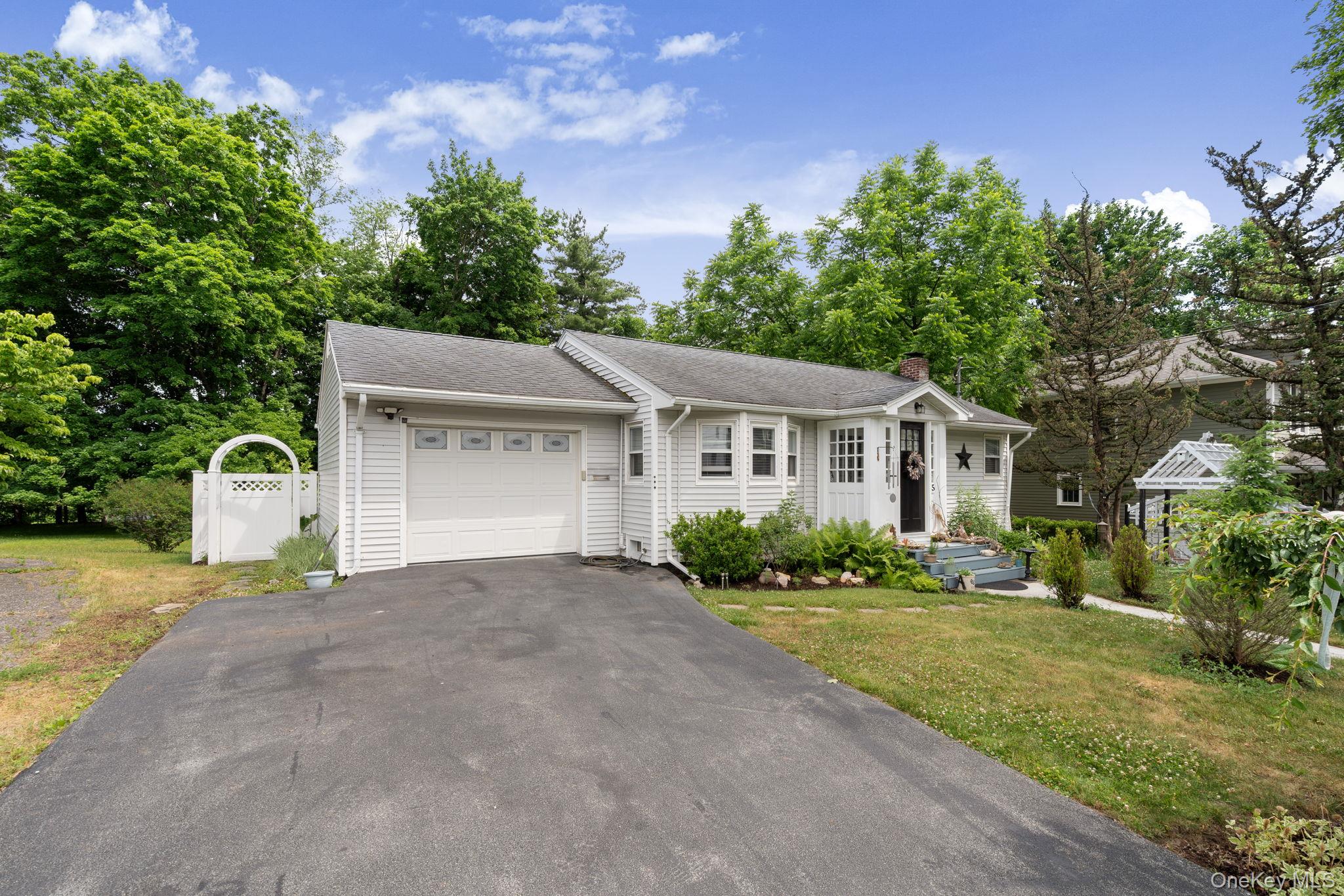 35 Highland Avenue Property Photo 29
