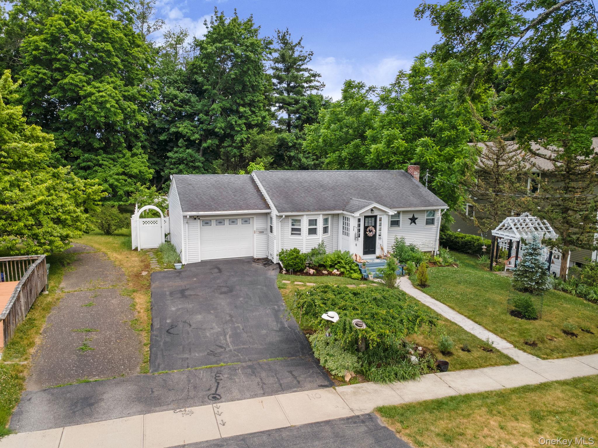 35 Highland Avenue Property Photo 30