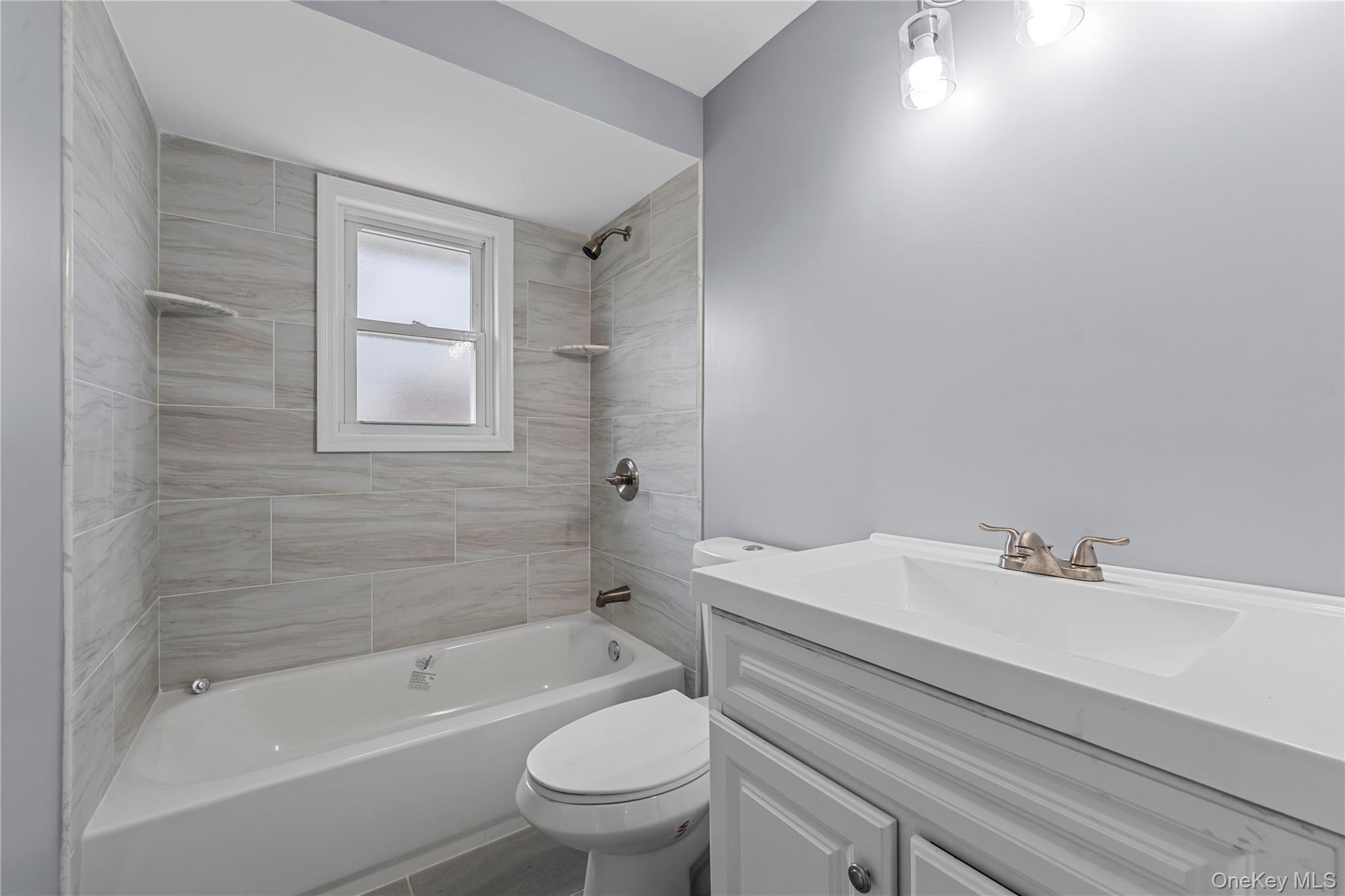 474 Roy Street Property Photo 13