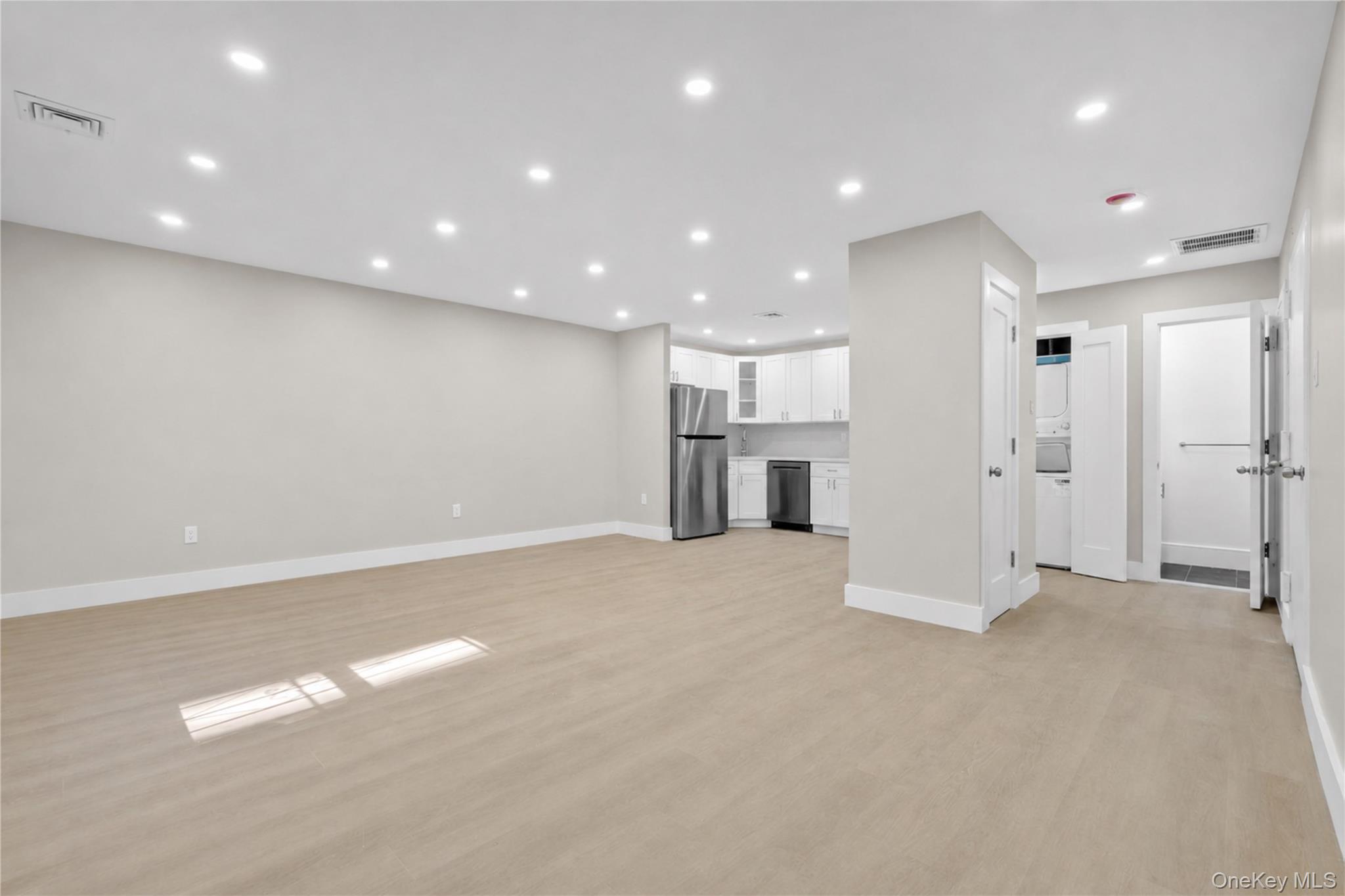 936 Union Avenue C Property Photo 3