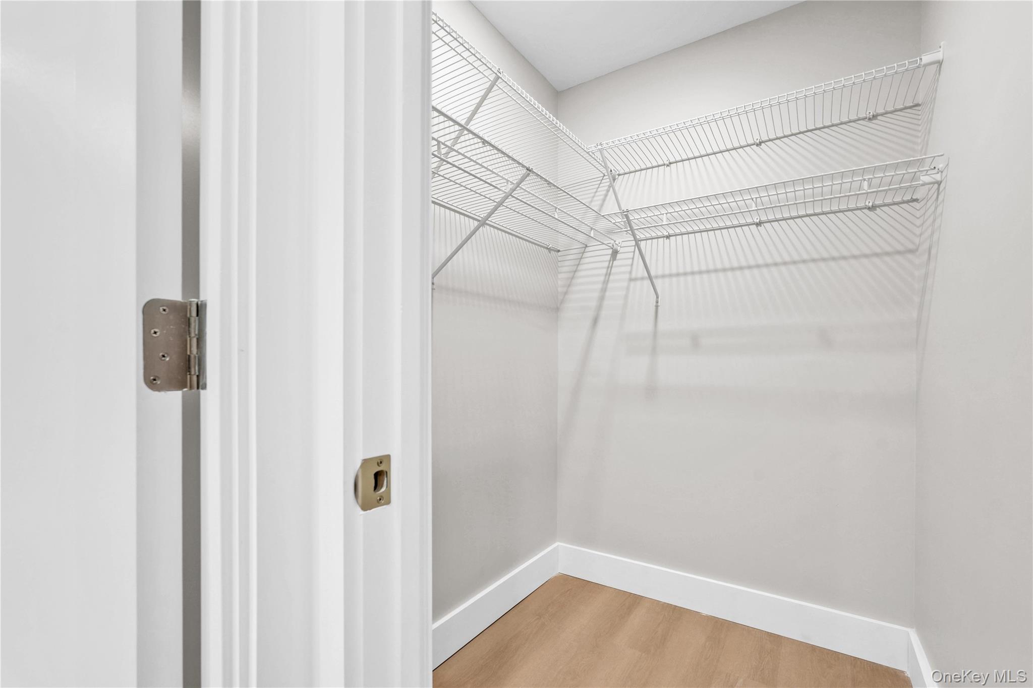 936 Union Avenue C Property Photo 10