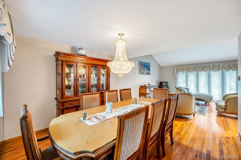 372 Hungry Harbor Road Property Photo 6
