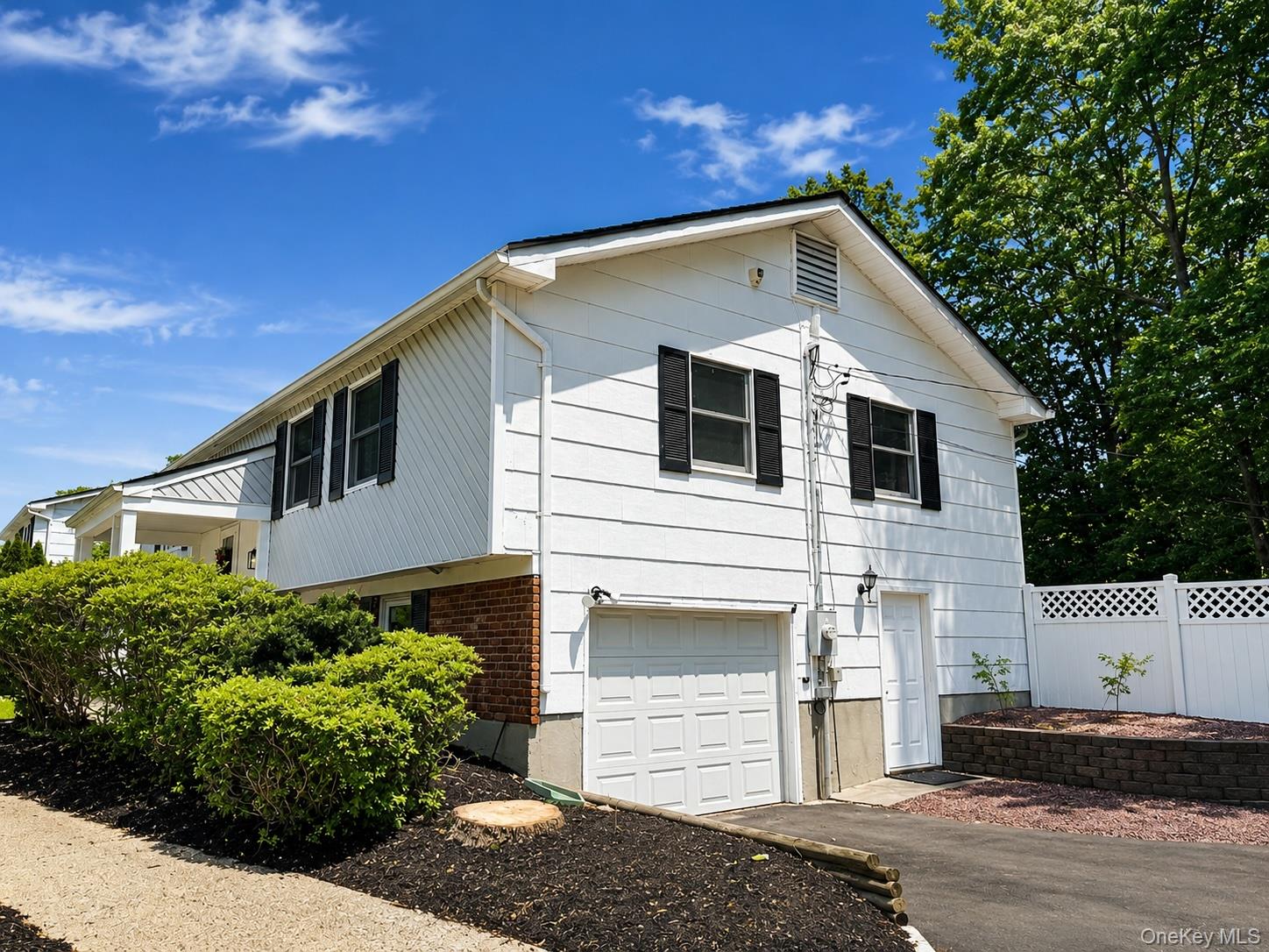 27 Wedgewood Drive Property Photo 3