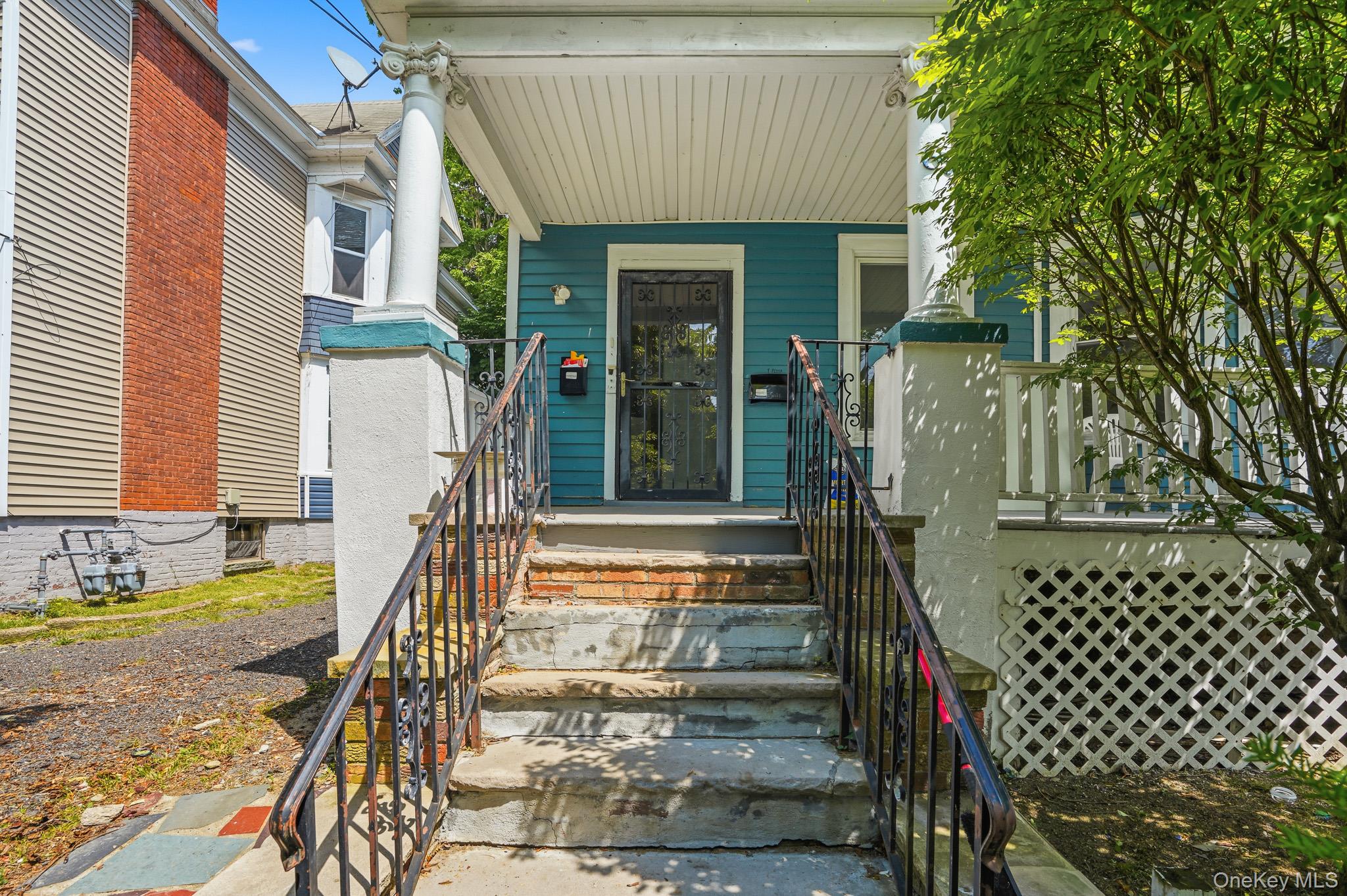 65 N Clinton Street Property Photo 3