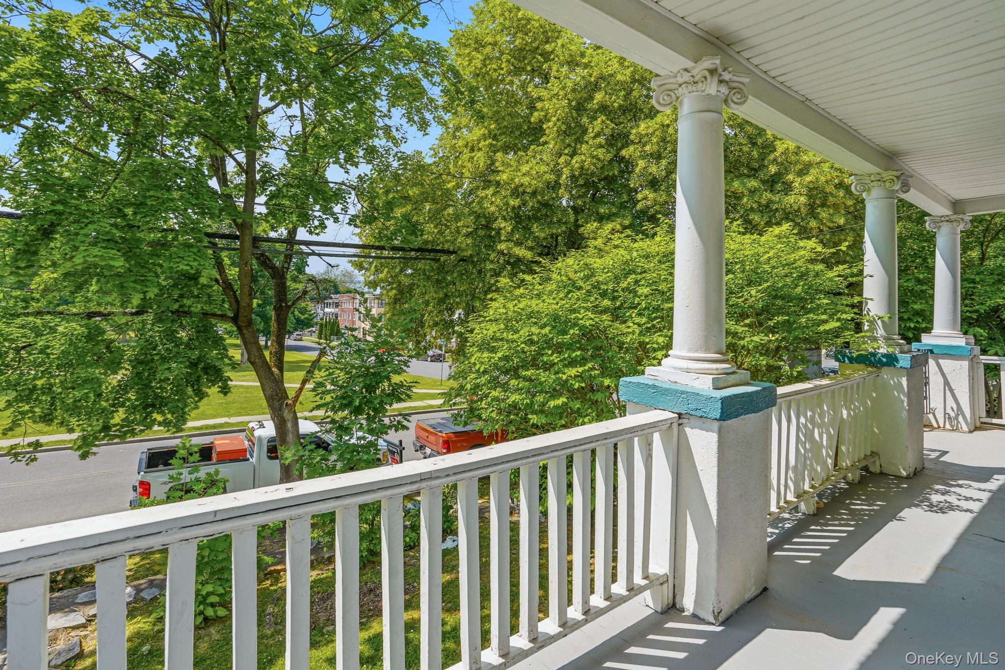 65 N Clinton Street Property Photo 4