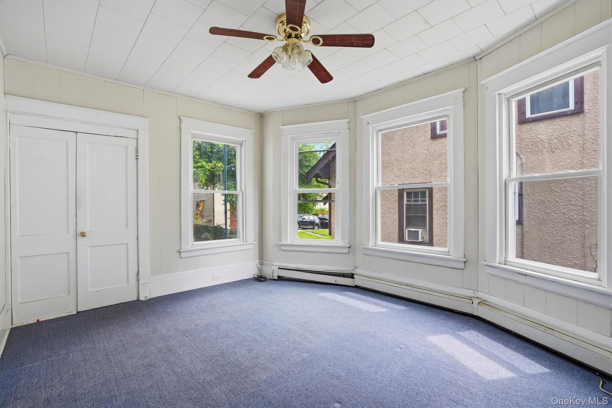 65 N Clinton Street Property Photo 15