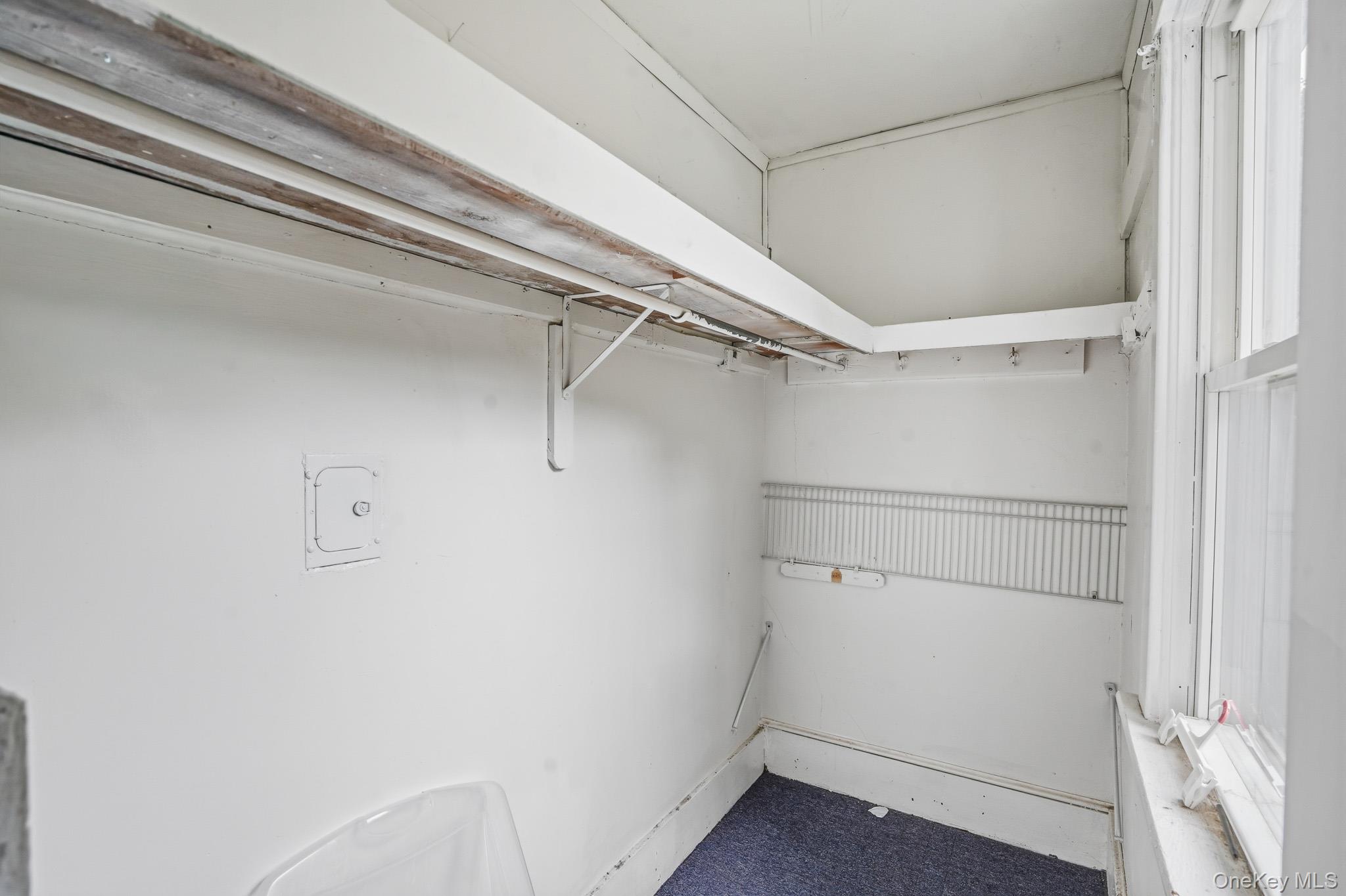 65 N Clinton Street Property Photo 17