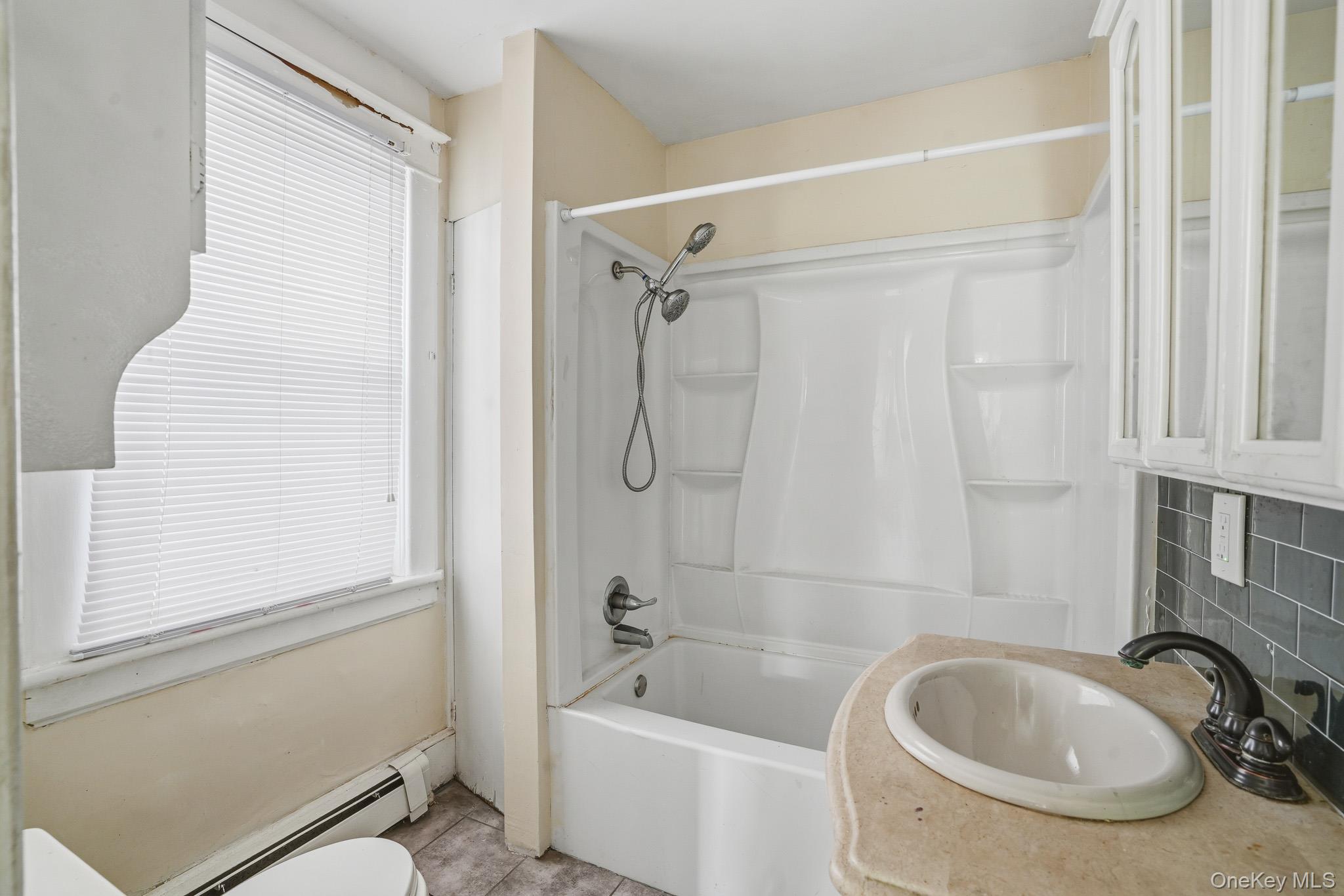 65 N Clinton Street Property Photo 18