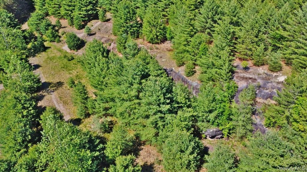 *** Marsh Rd Property Photo 17