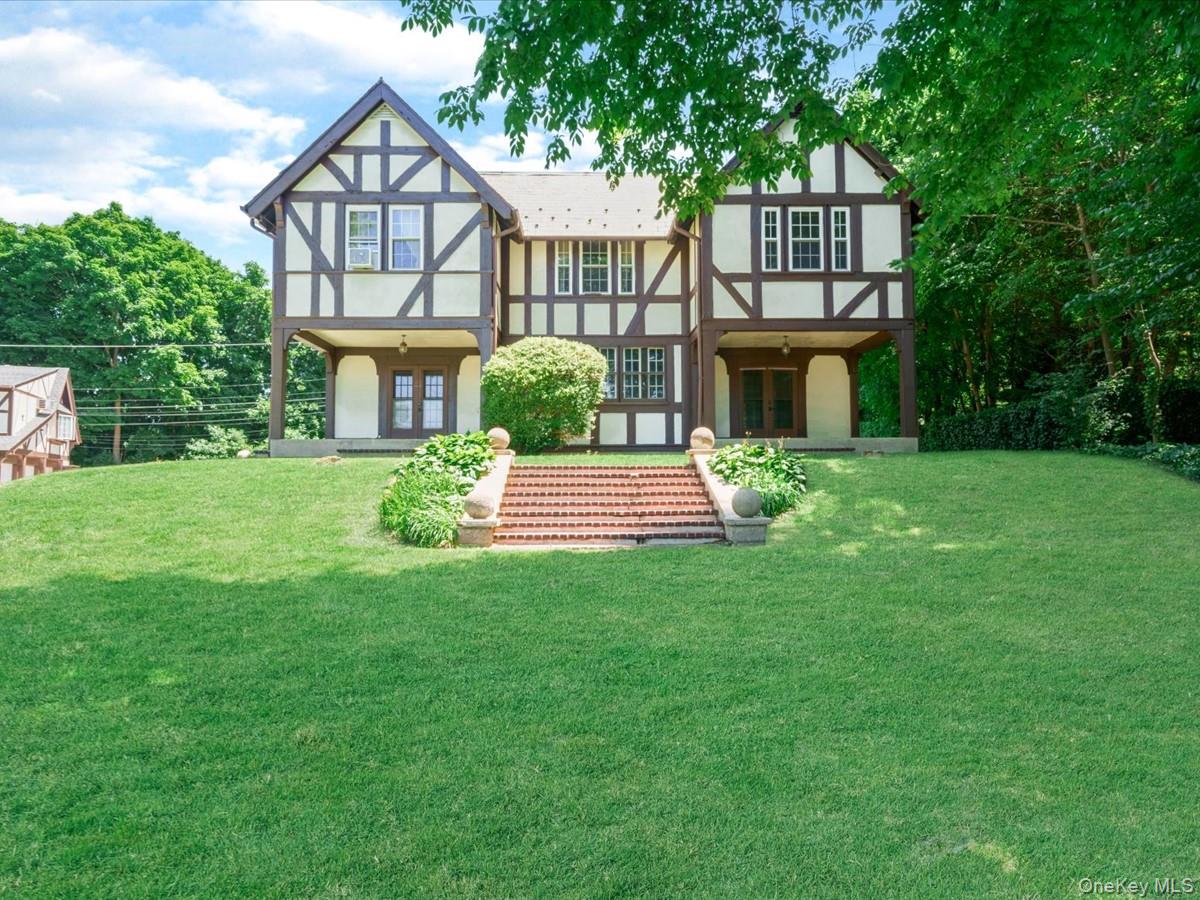 51 Crescent Road Property Photo 1
