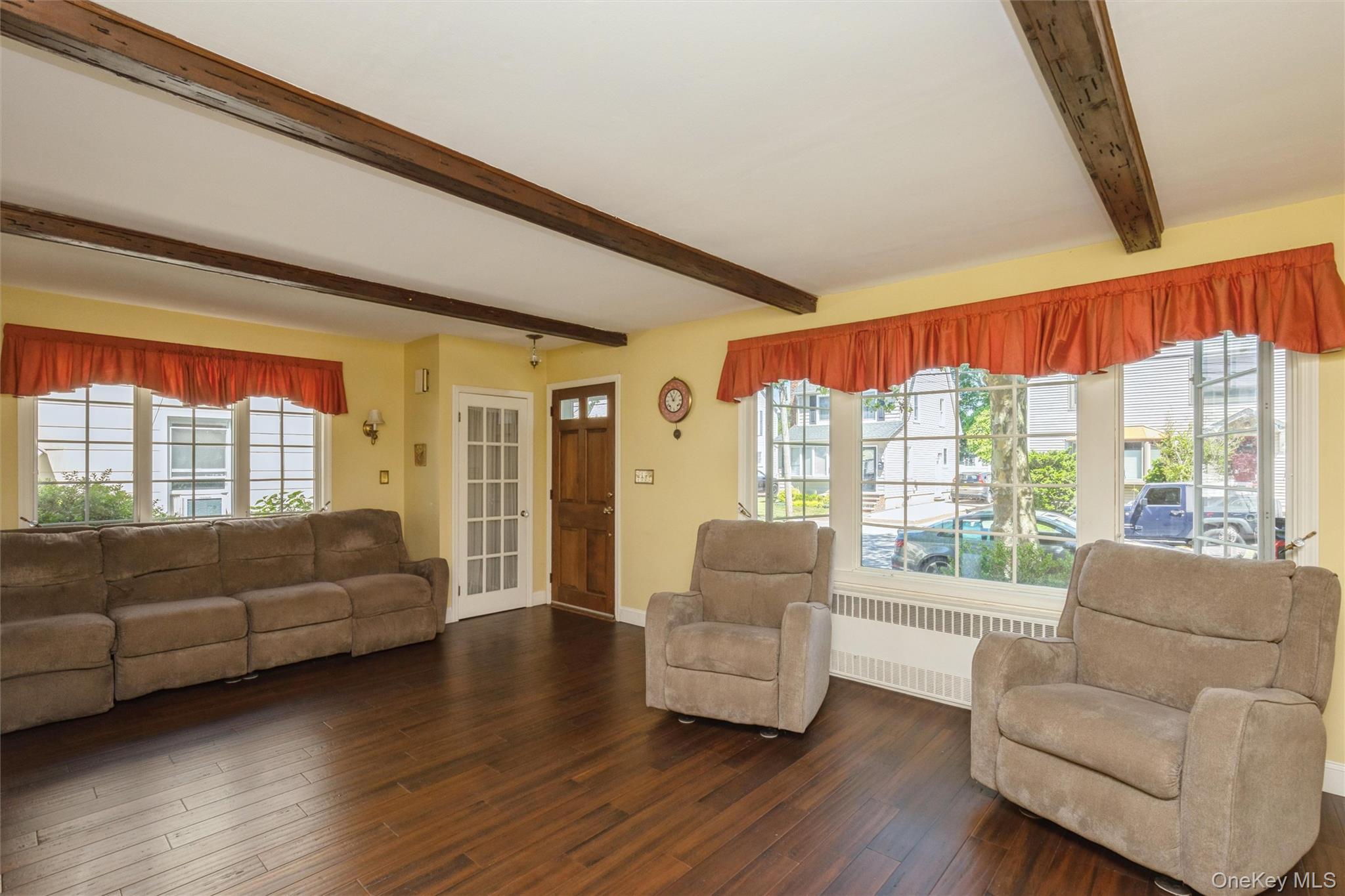 110 Yale Street Property Photo 4