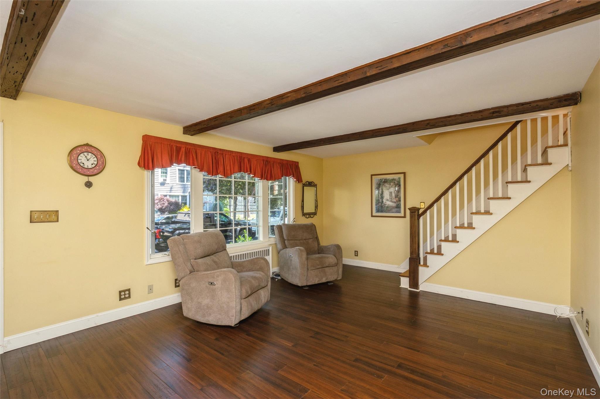 110 Yale Street Property Photo 5