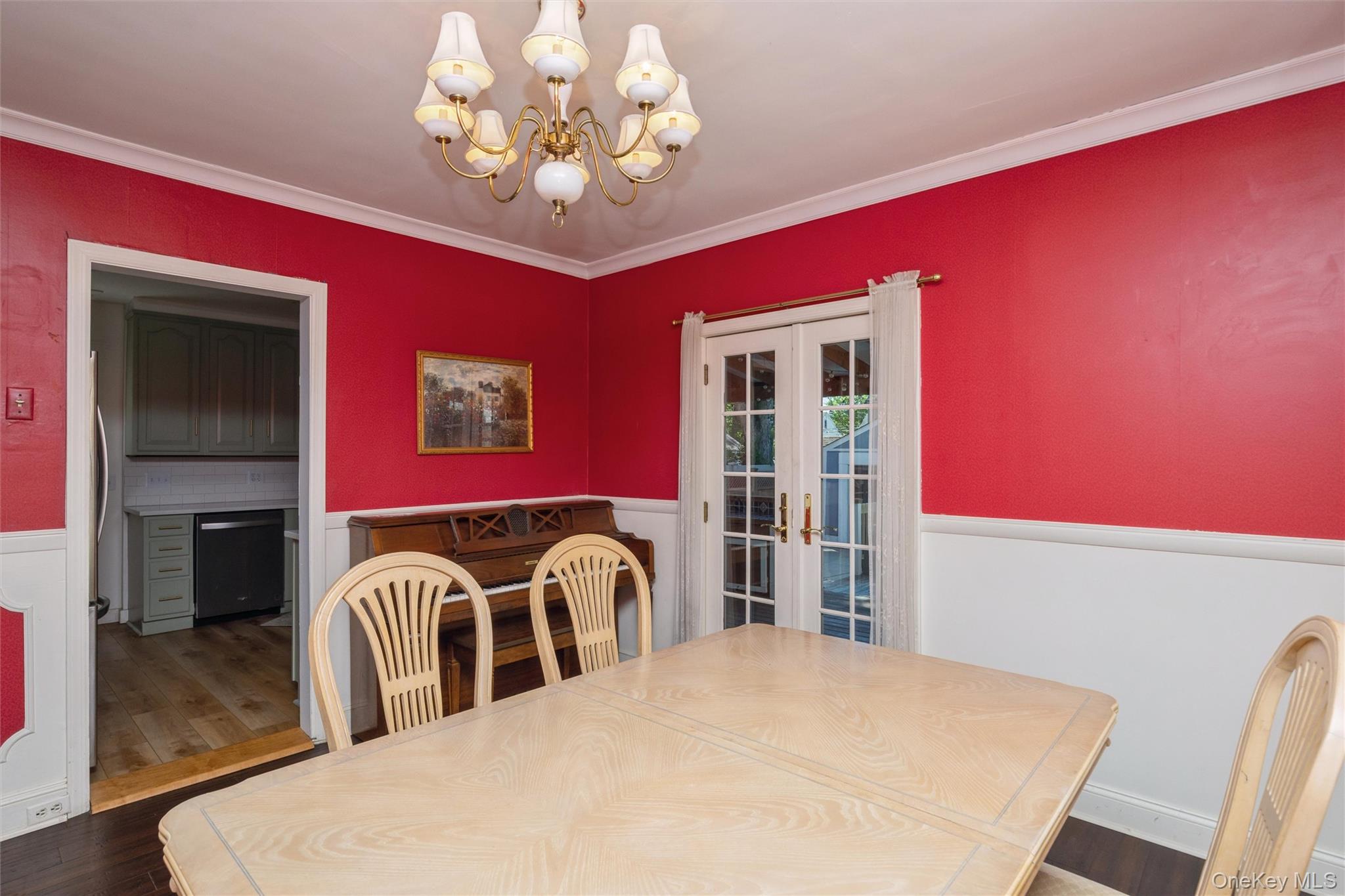 110 Yale Street Property Photo 11